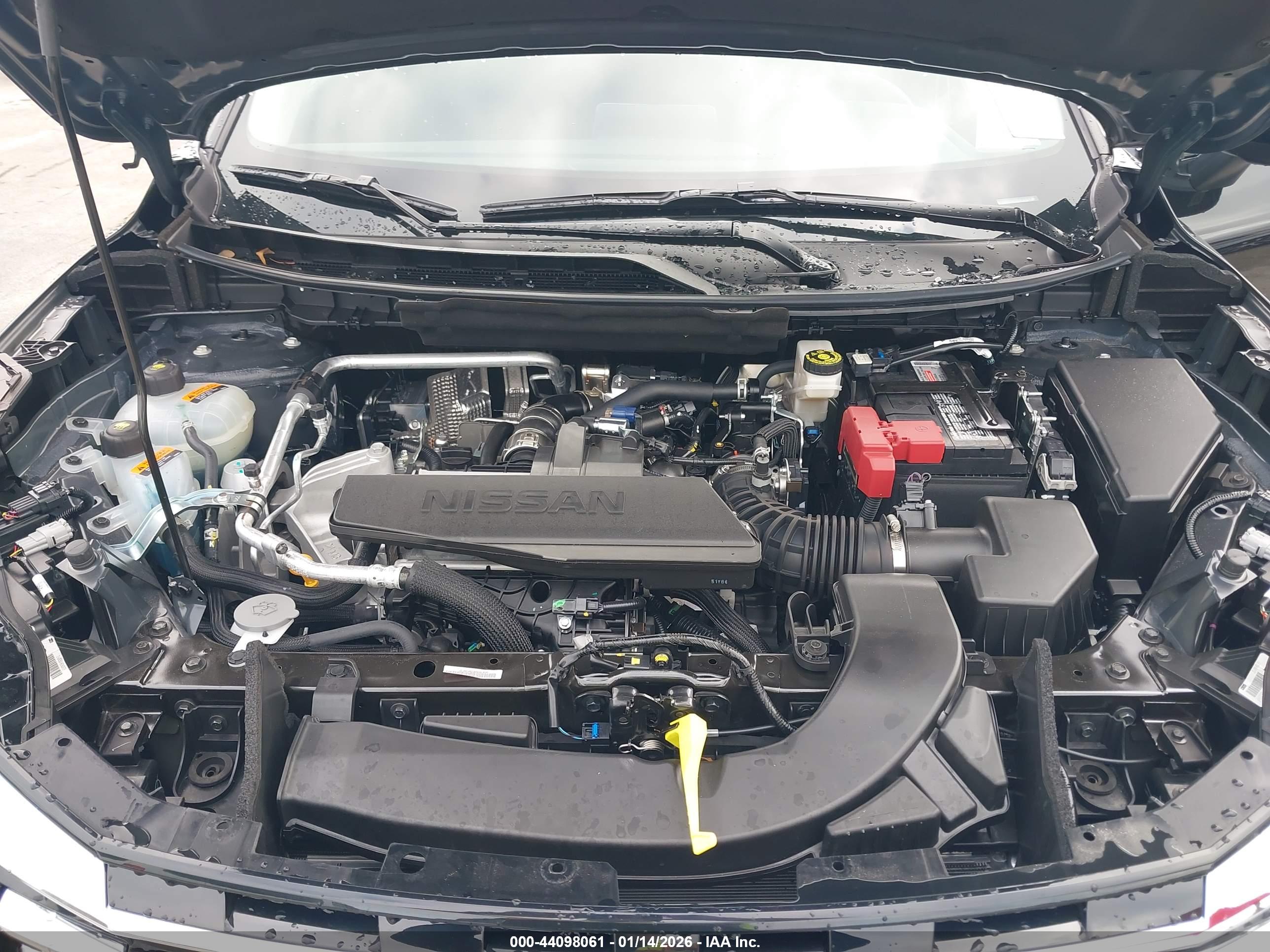 NISSAN ROGUE image 10