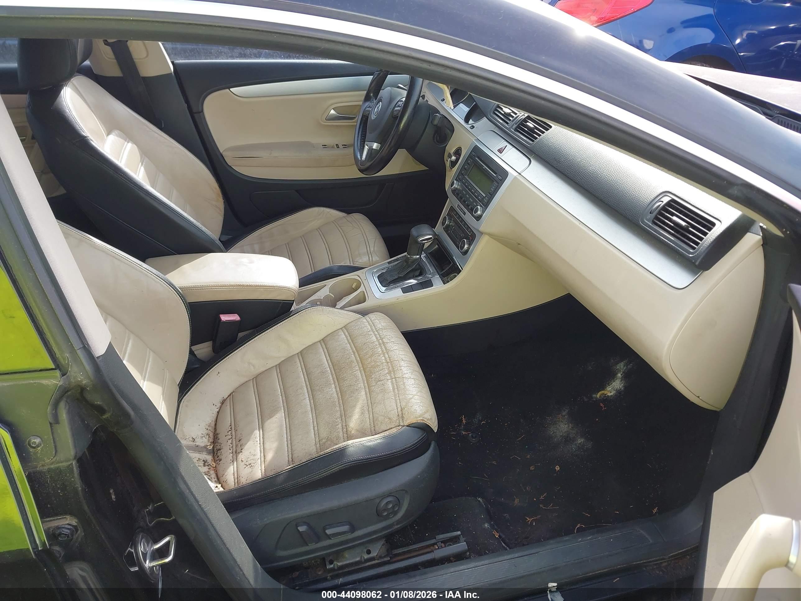 VOLKSWAGEN CC image 5