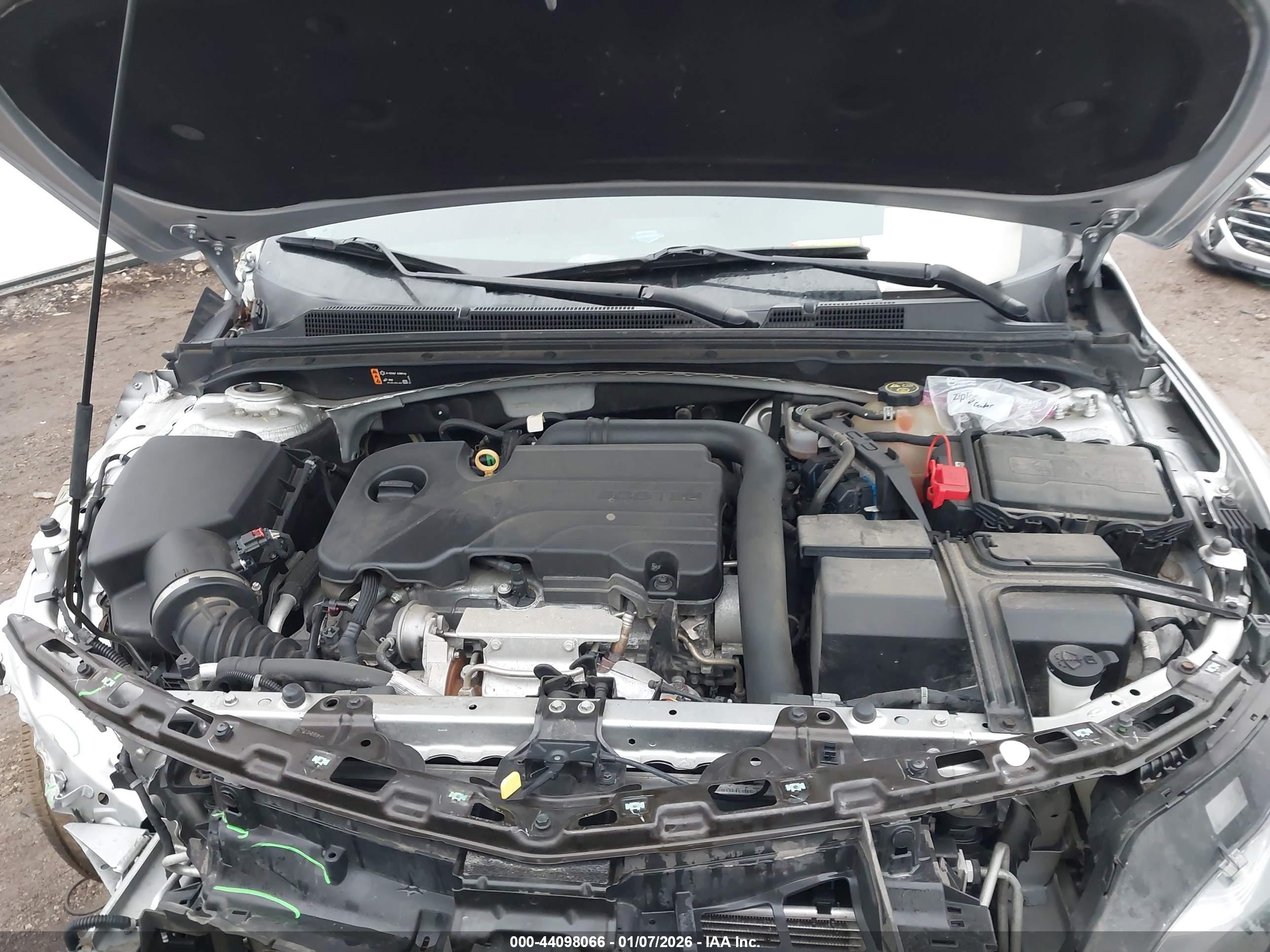 CHEVROLET MALIBU image 10