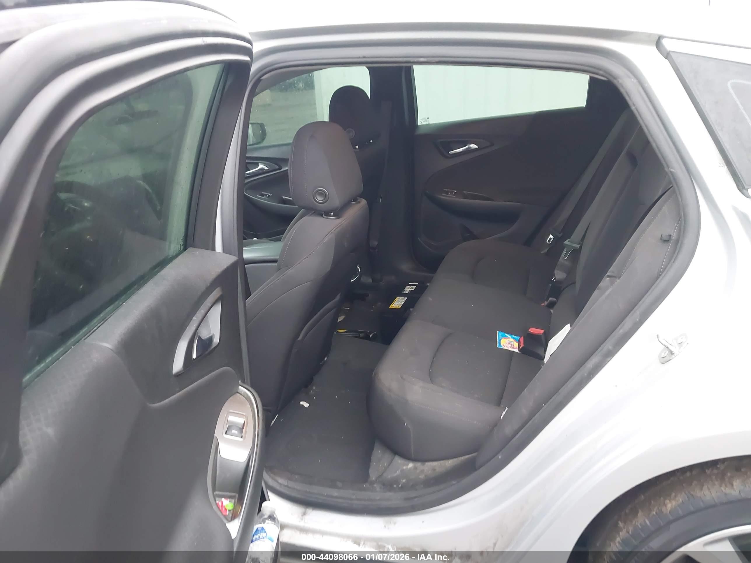 CHEVROLET MALIBU image 8