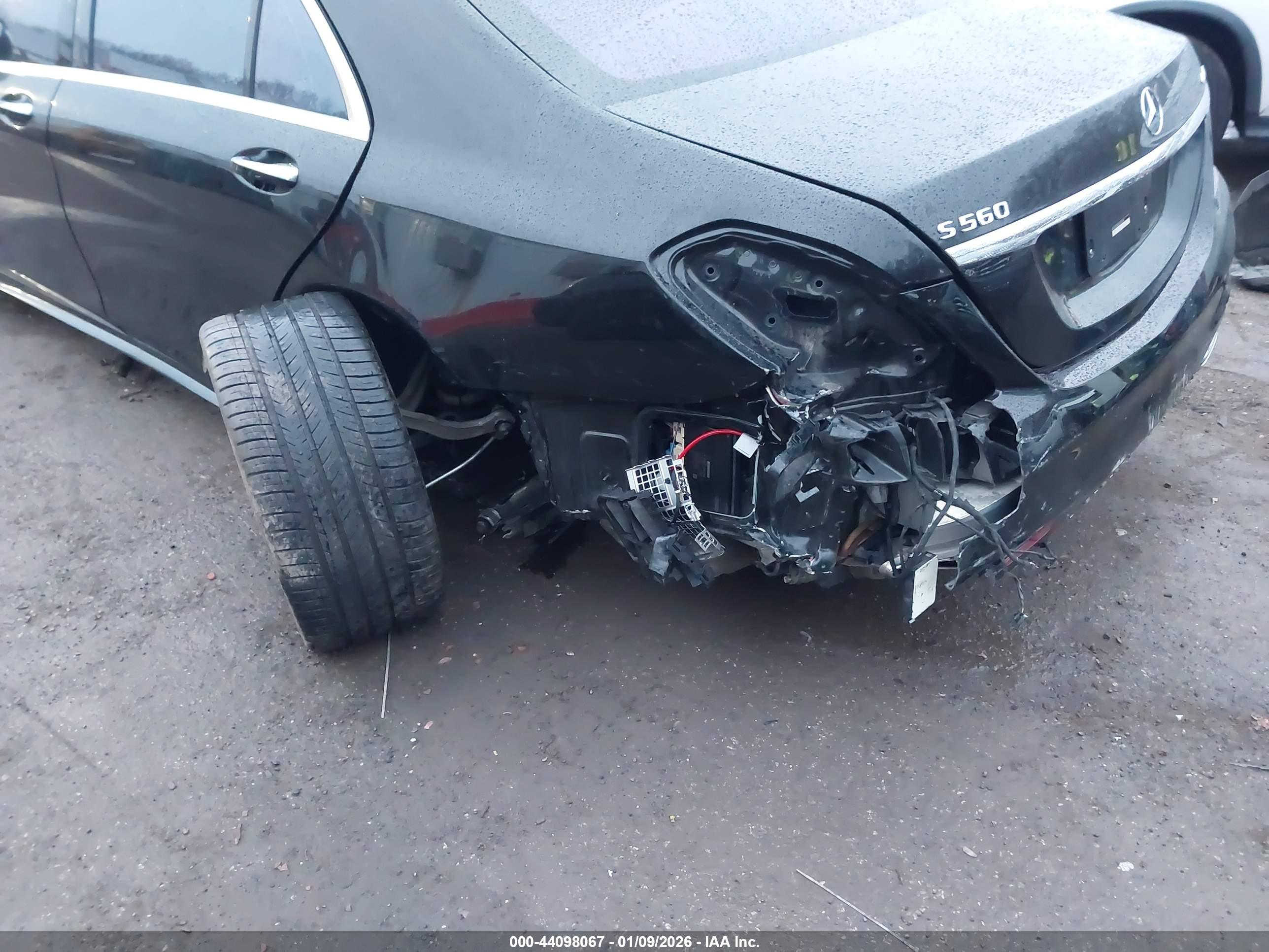 MERCEDES-BENZ S image 6