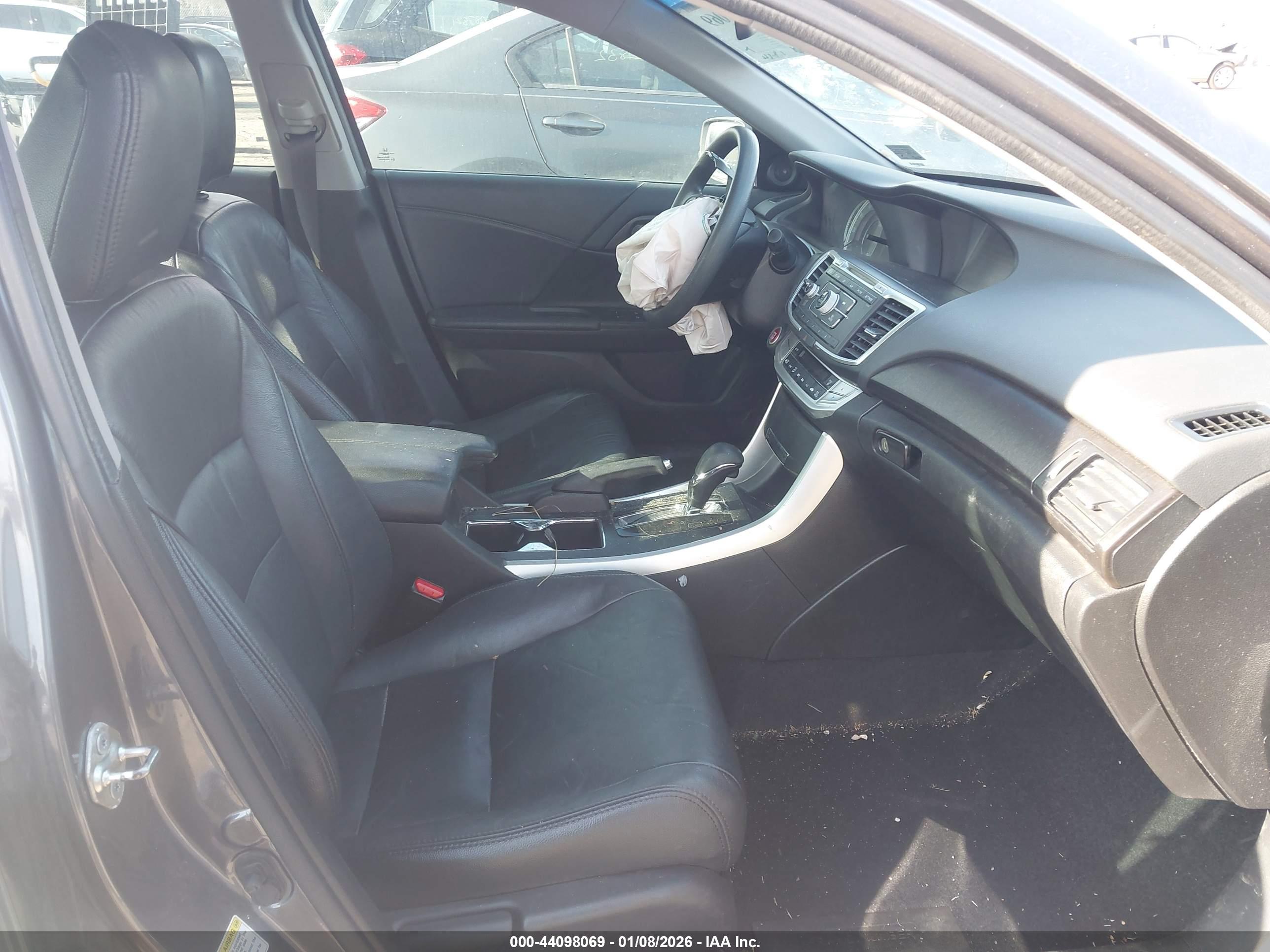 HONDA ACCORD image 5