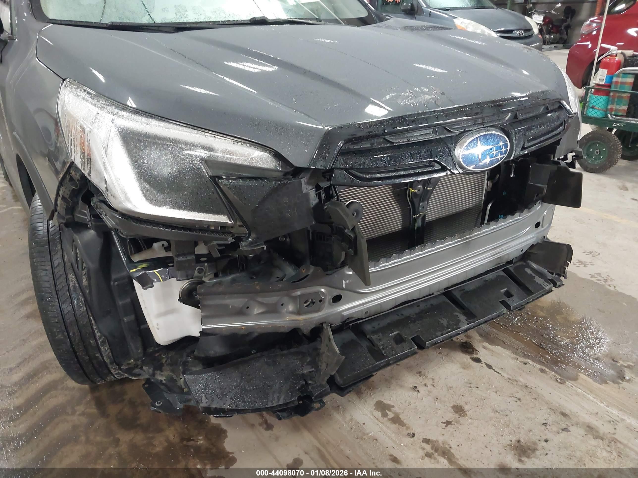 SUBARU FORESTER image 6