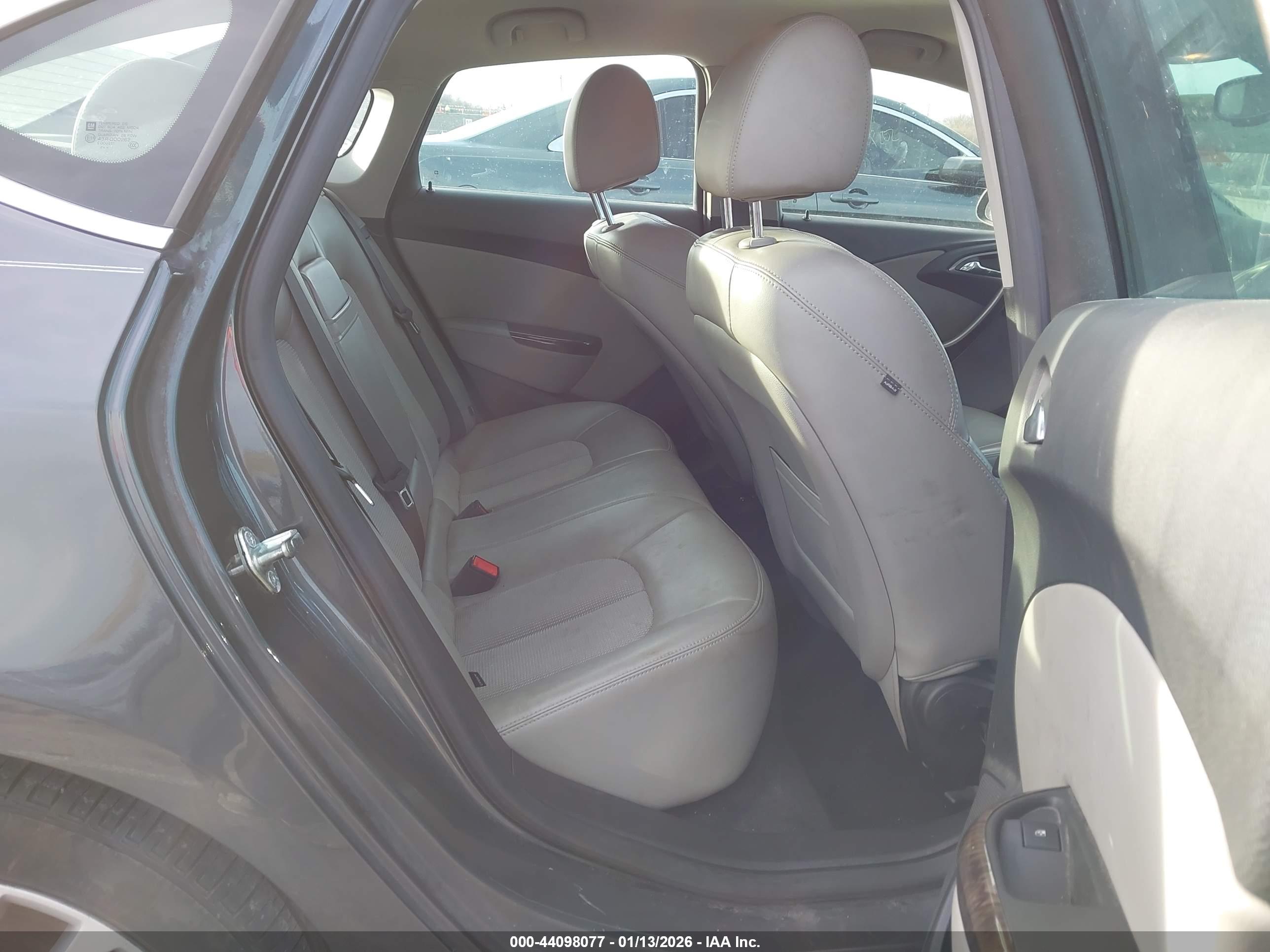 BUICK VERANO image 8