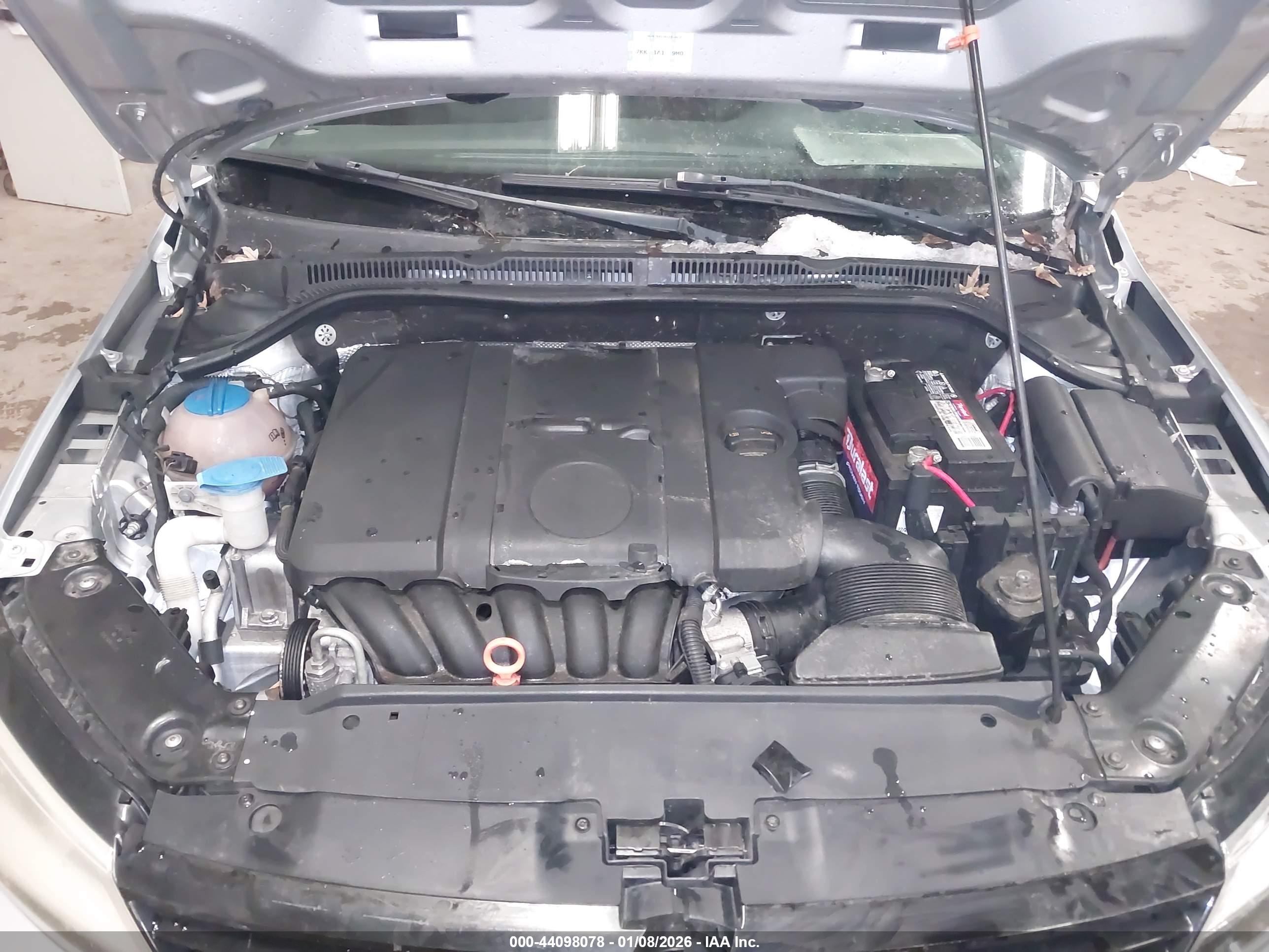 VOLKSWAGEN JETTA image 10