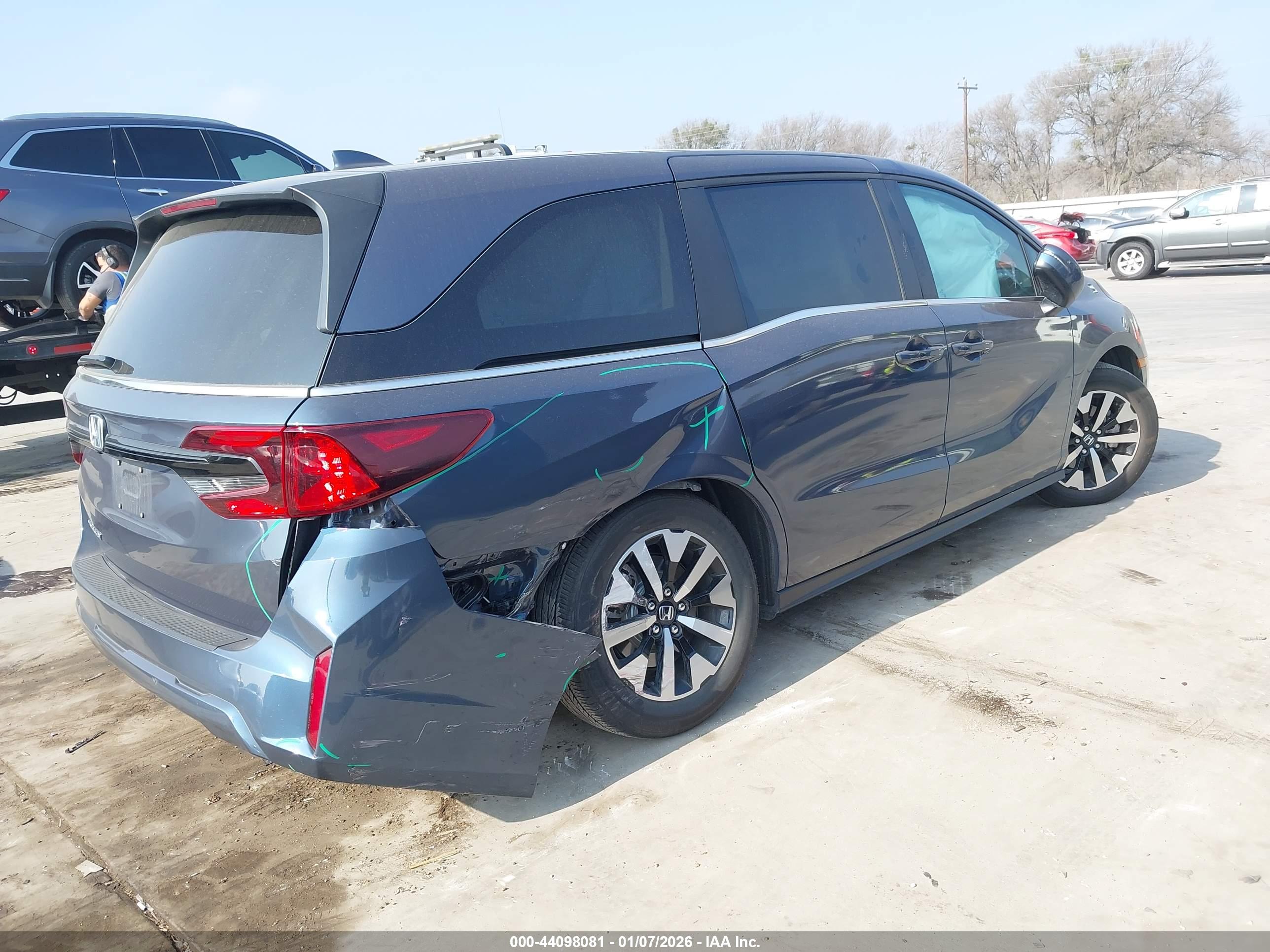 HONDA ODYSSEY image 4