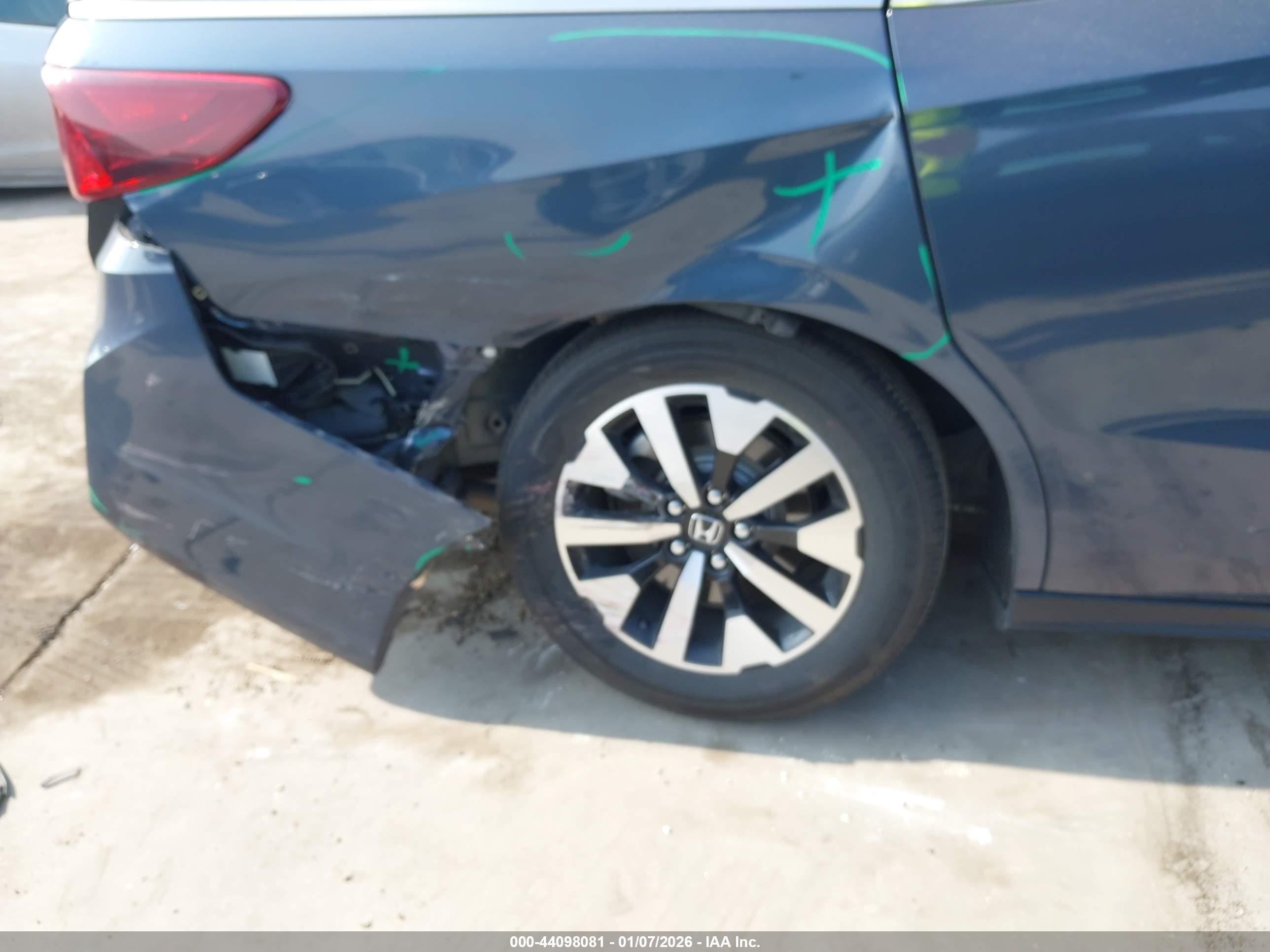 HONDA ODYSSEY image 6
