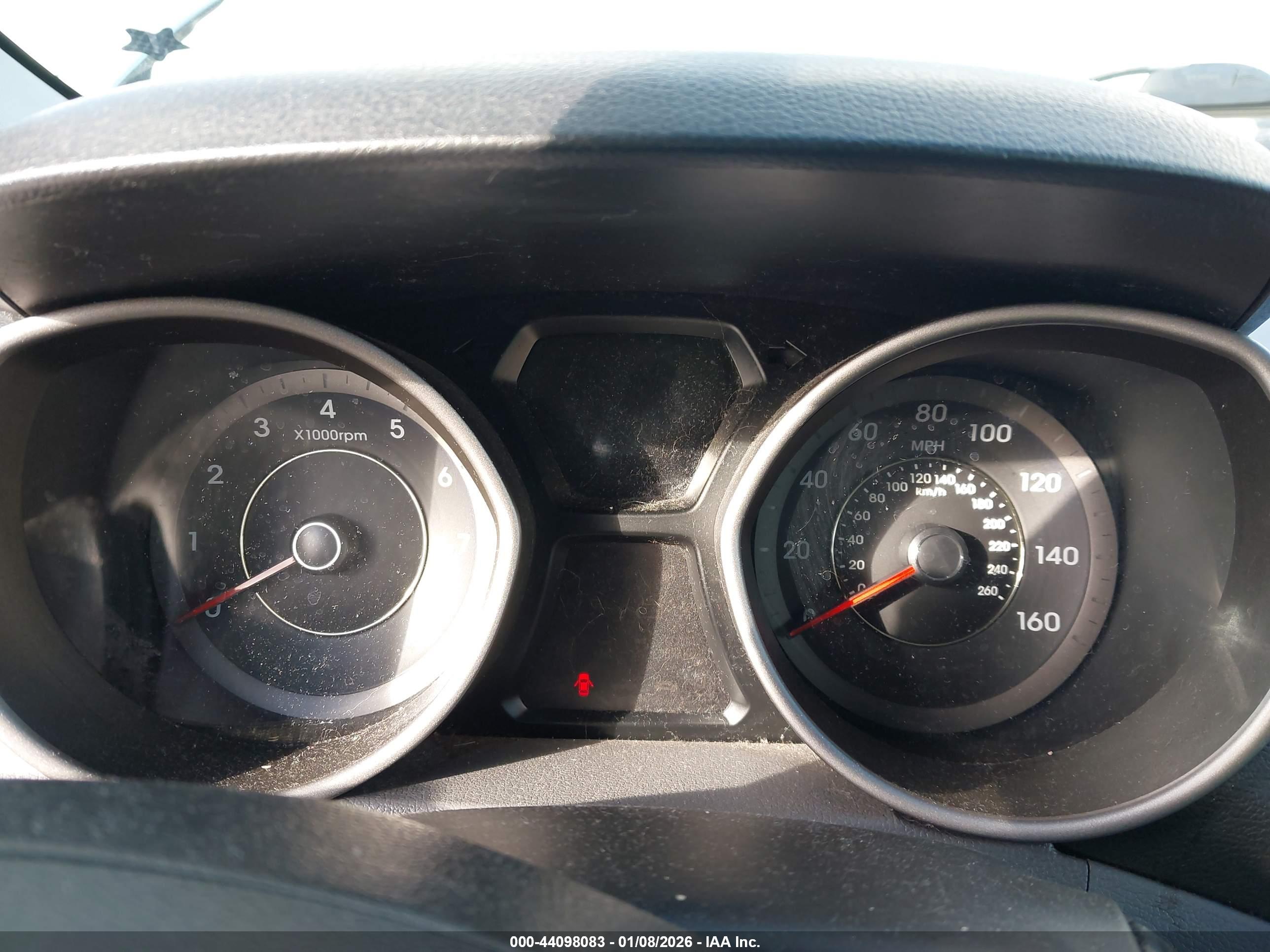 HYUNDAI ELANTRA image 7