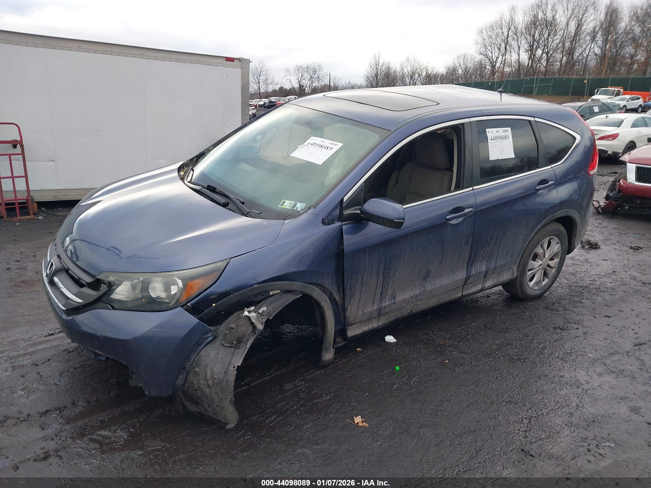 HONDA CR-V image 2