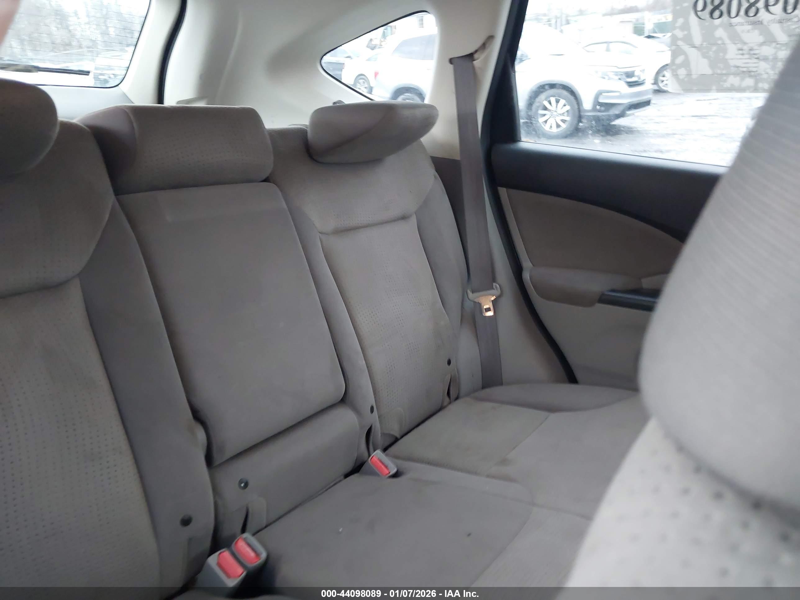 HONDA CR-V image 8