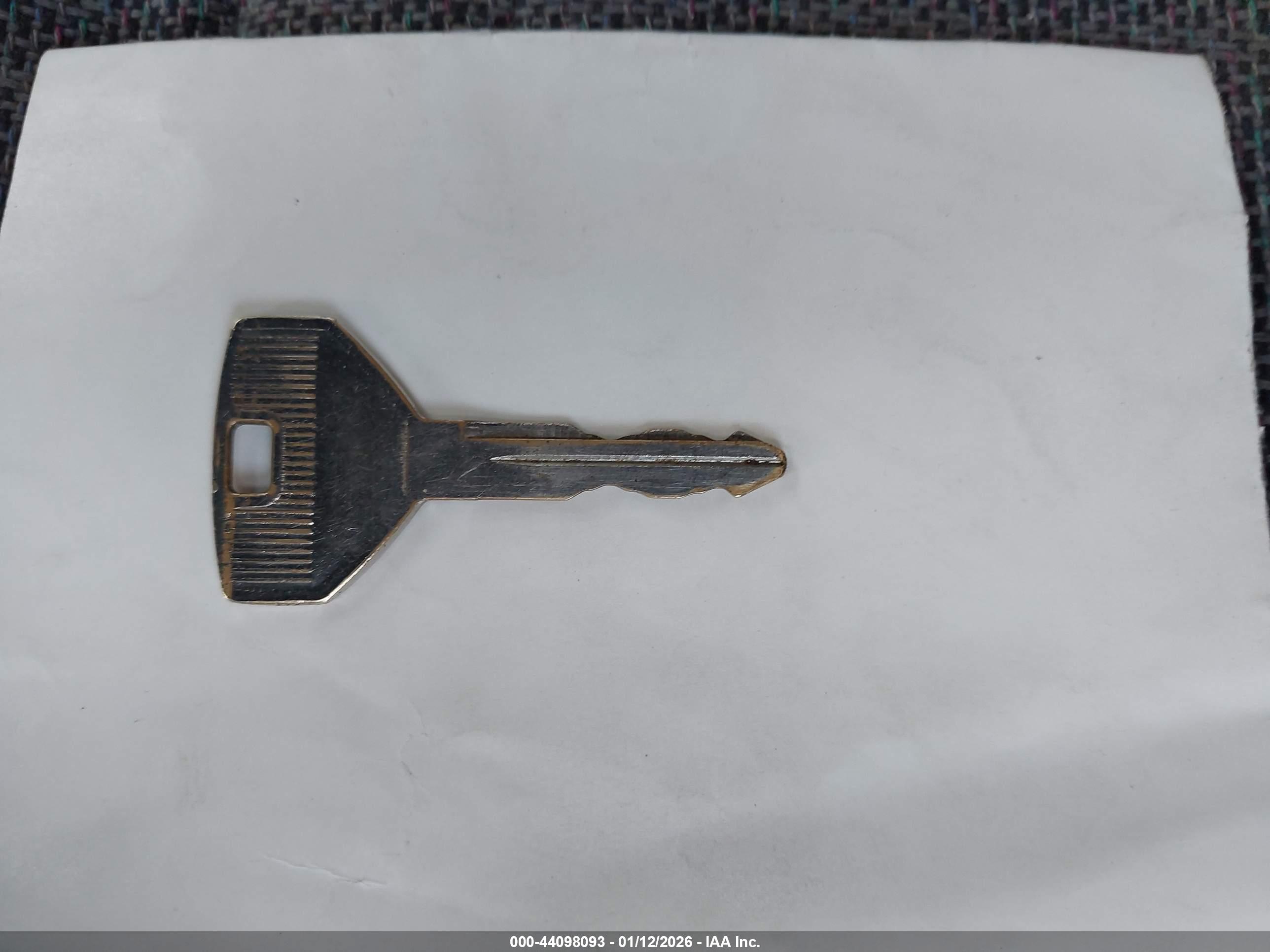 JEEP CHEROKEE image 11