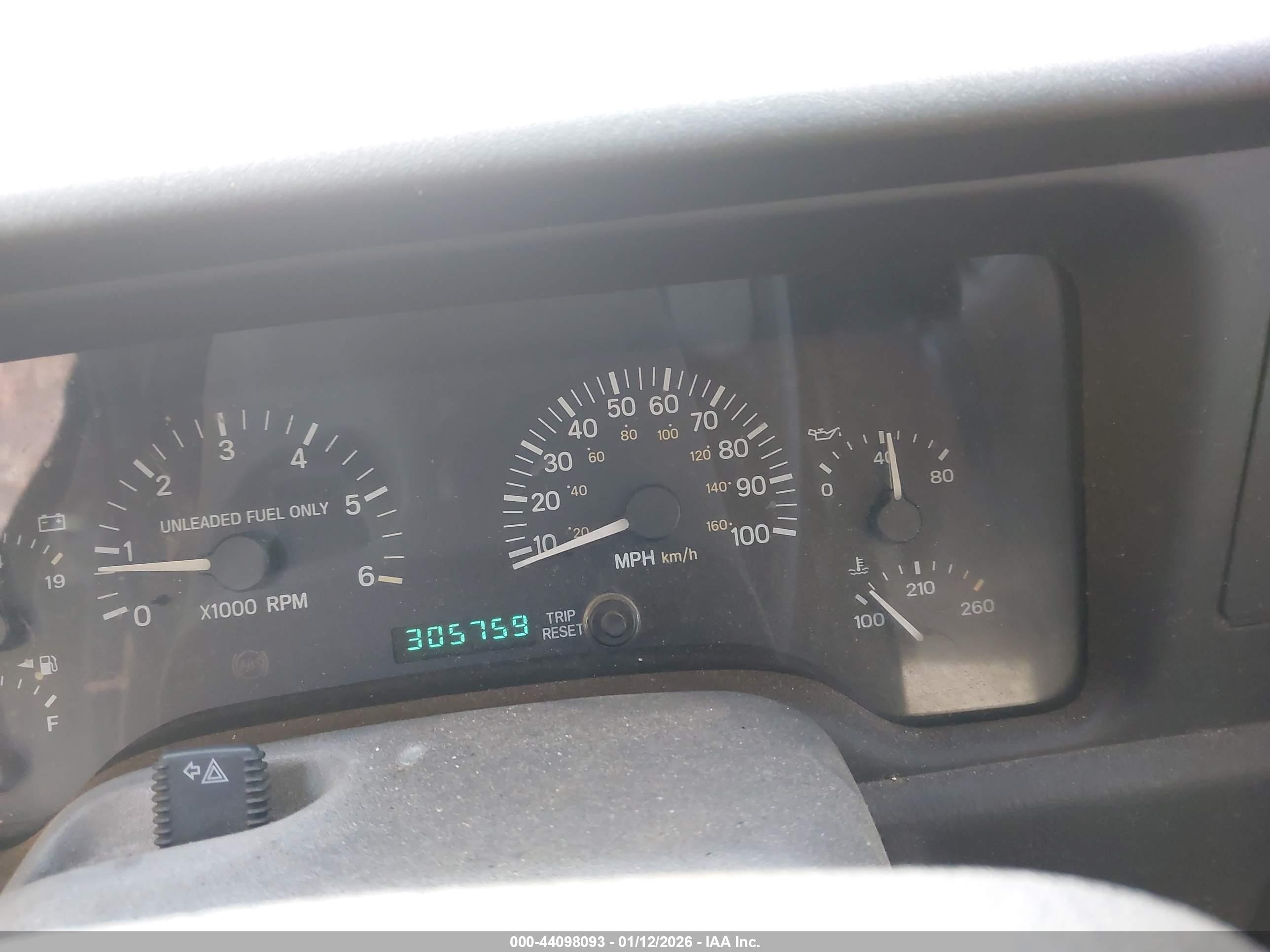 JEEP CHEROKEE image 7