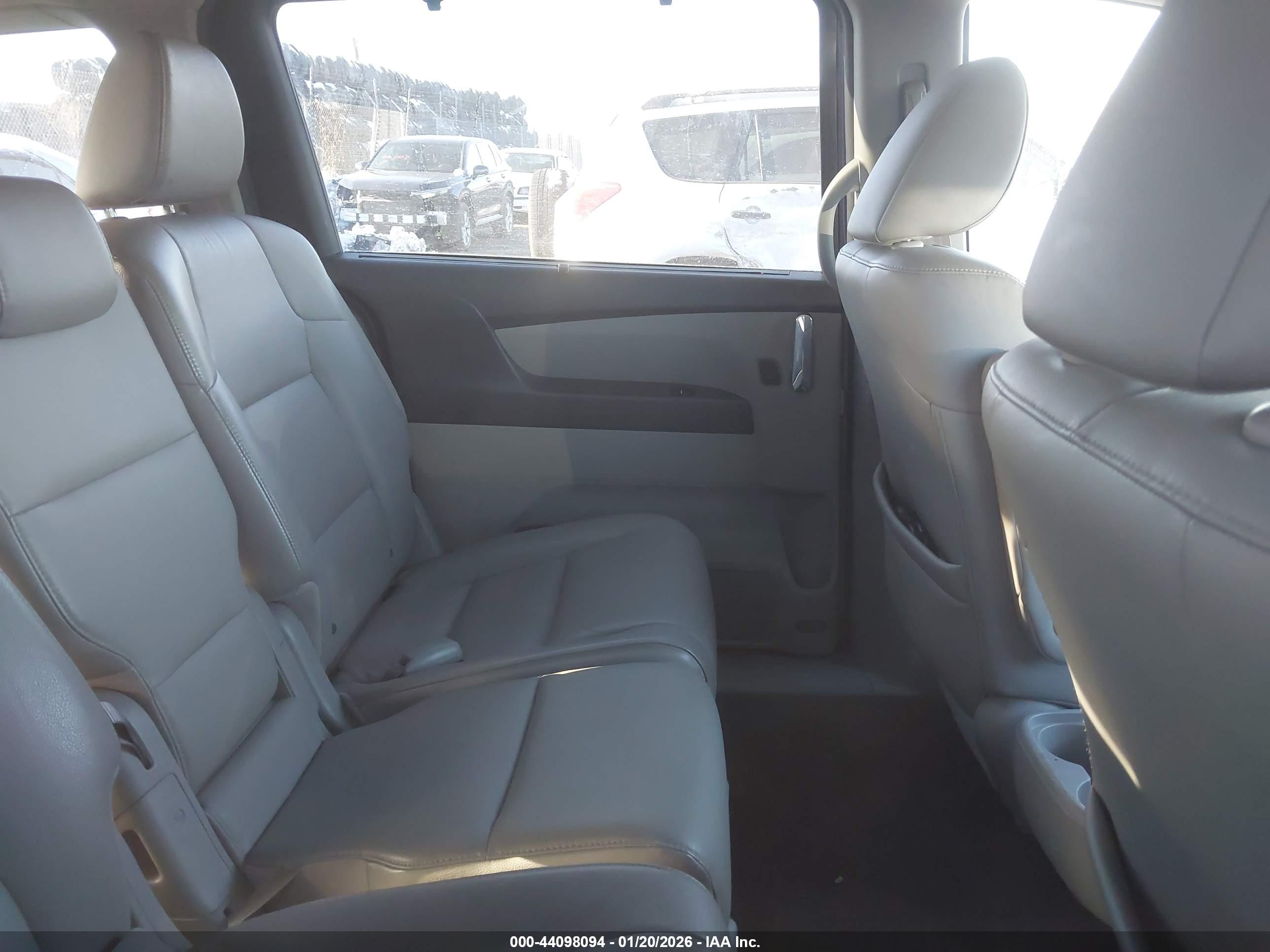HONDA ODYSSEY image 8