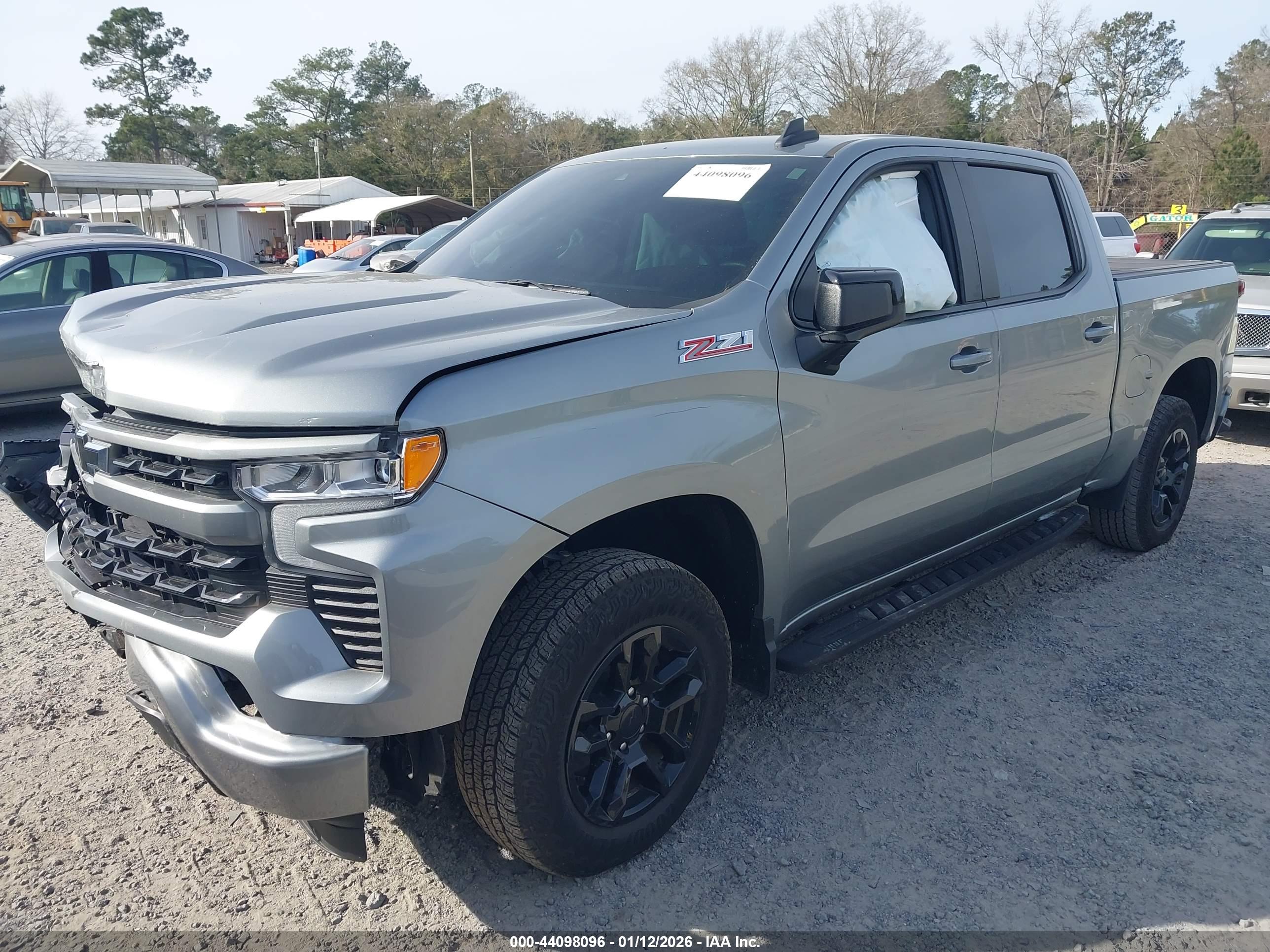 CHEVROLET SILVERADO image 2