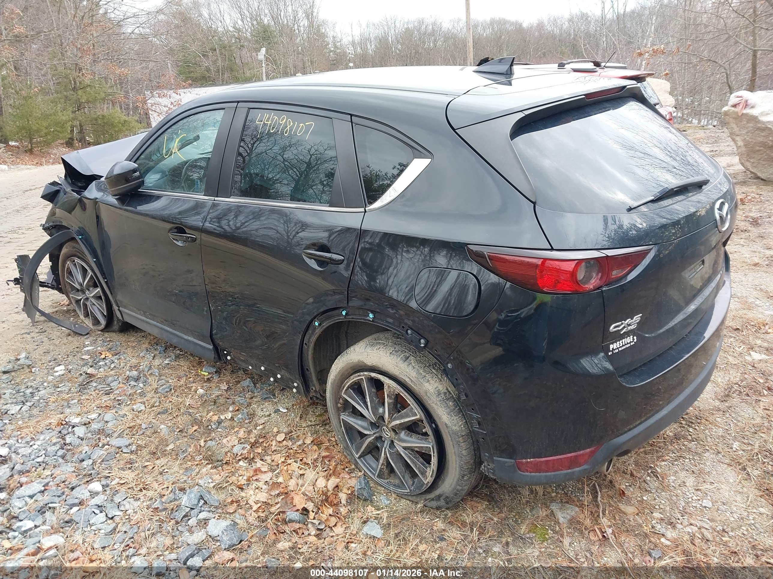 MAZDA CX-5 image 3
