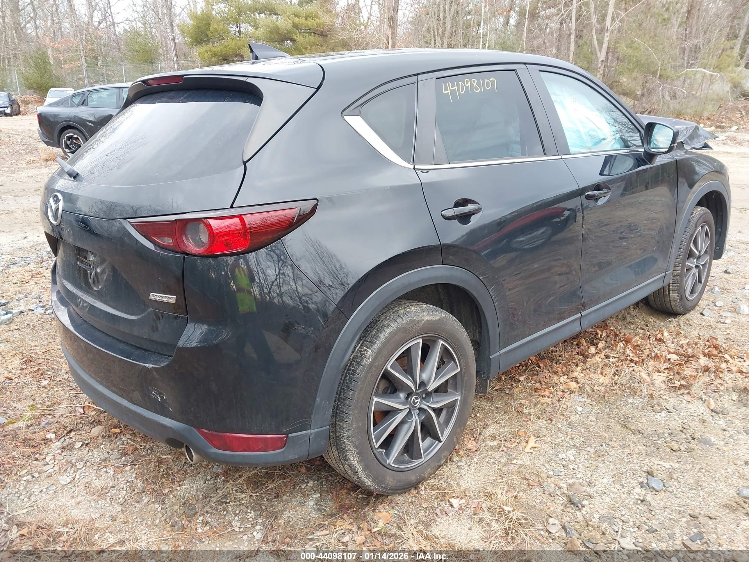 MAZDA CX-5 image 4