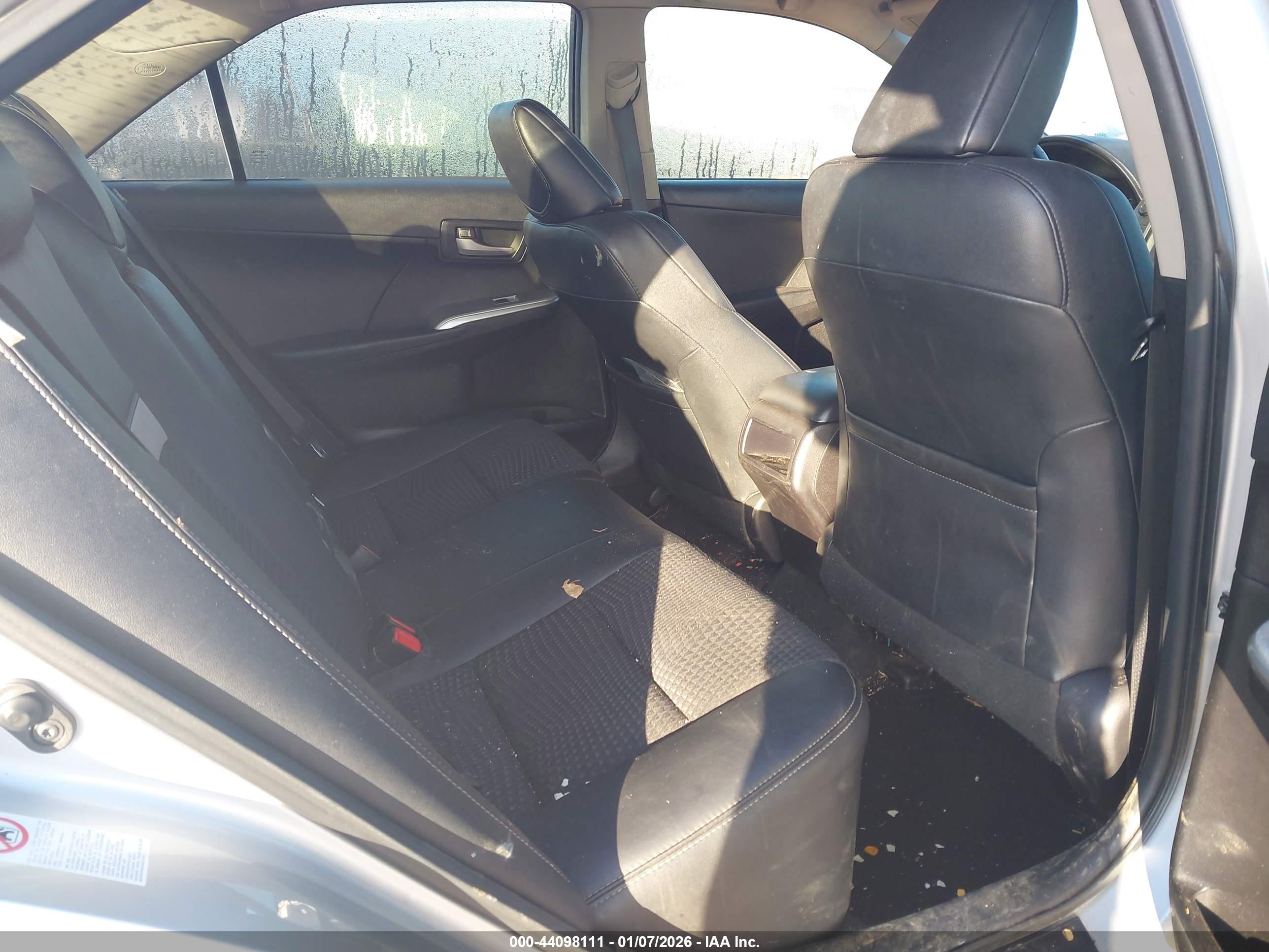 TOYOTA CAMRY image 8