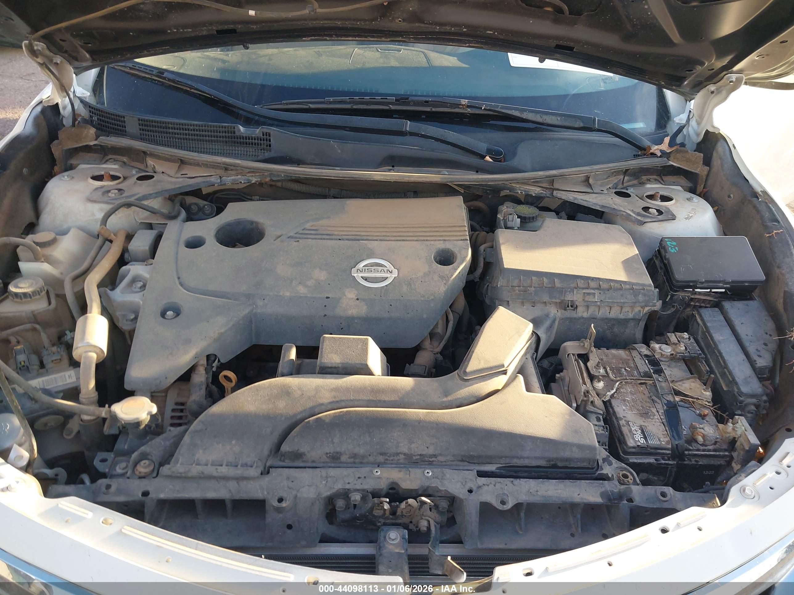 NISSAN ALTIMA image 10