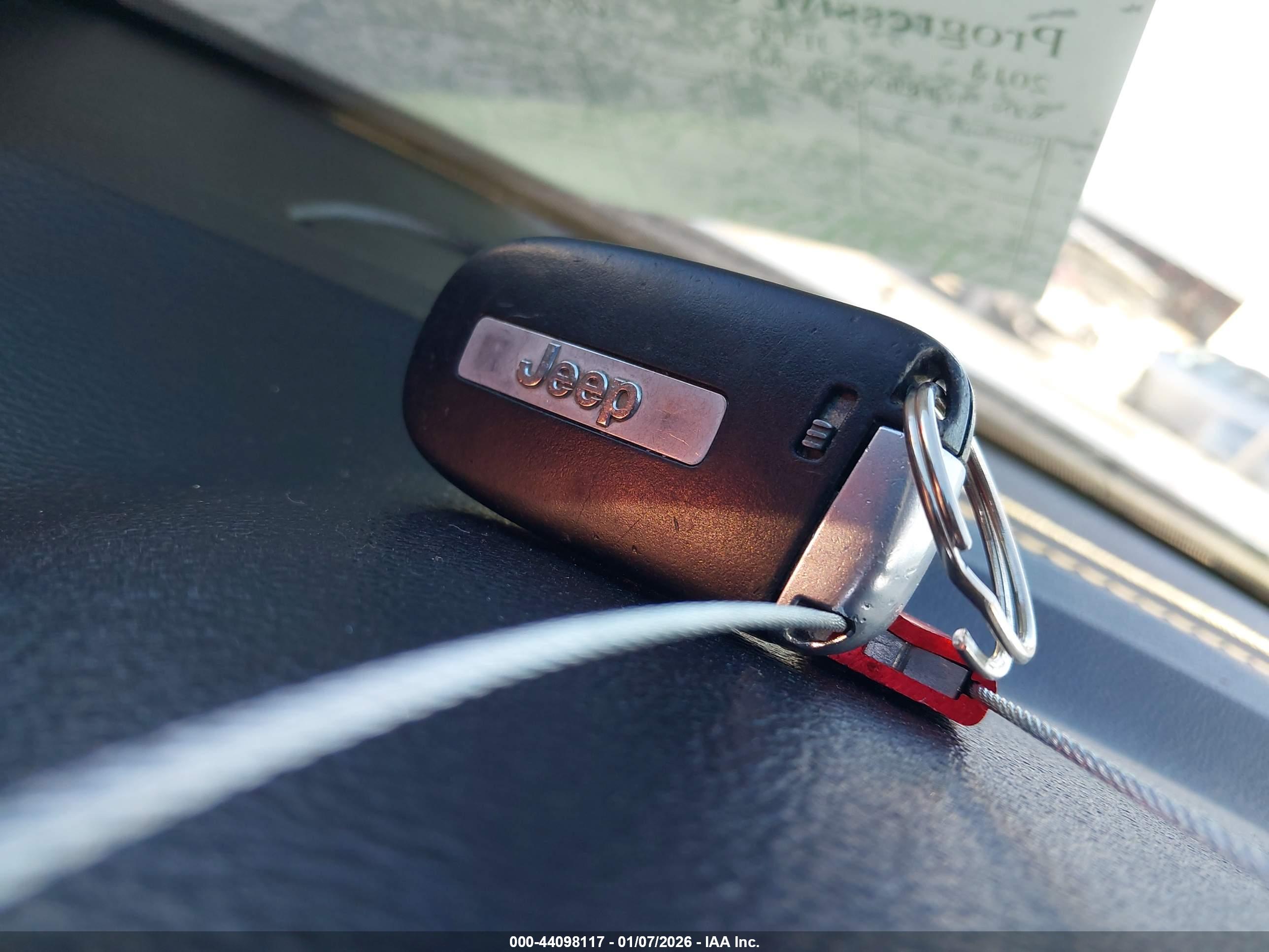 JEEP GRAND image 11