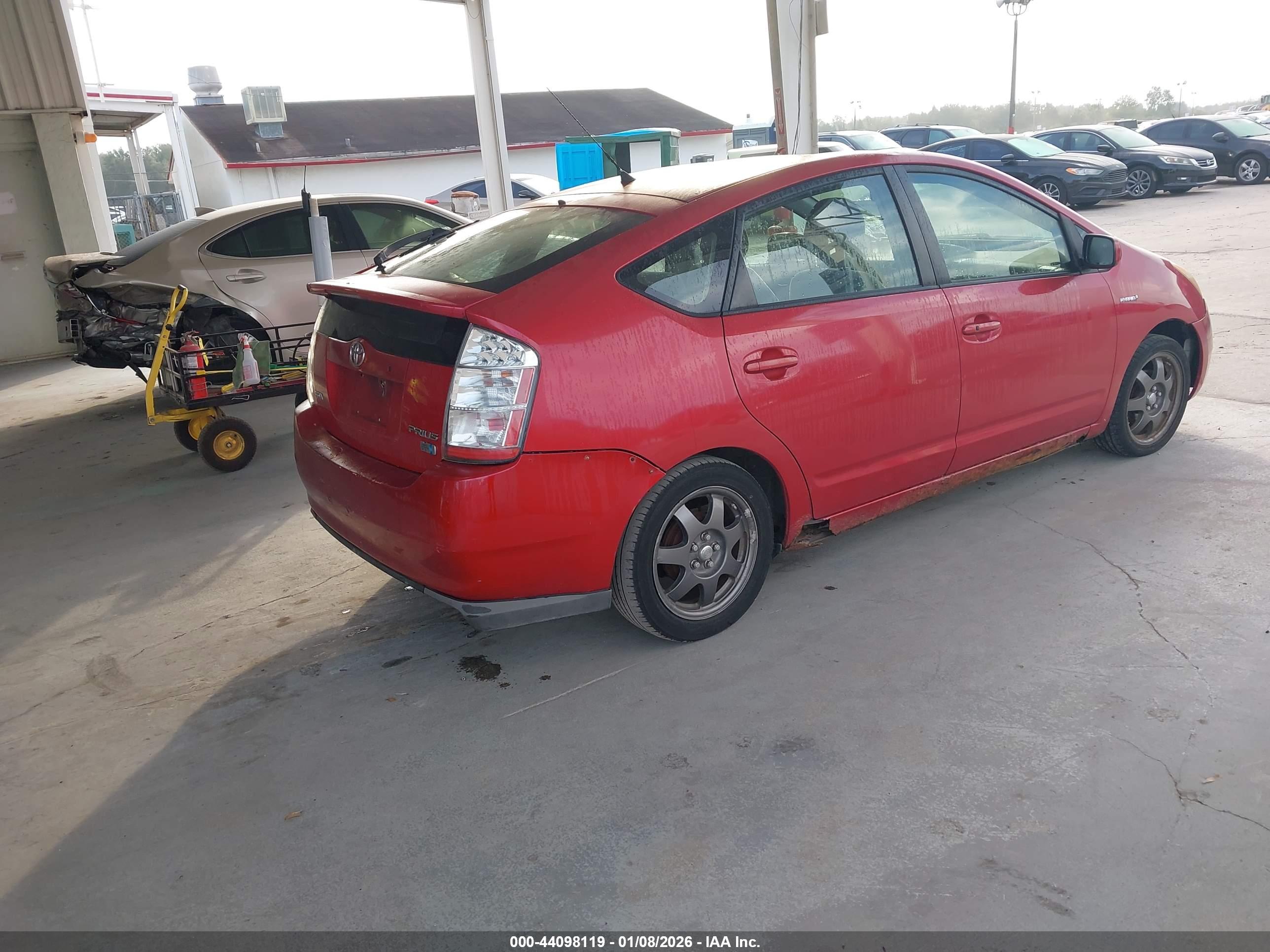TOYOTA PRIUS image 4