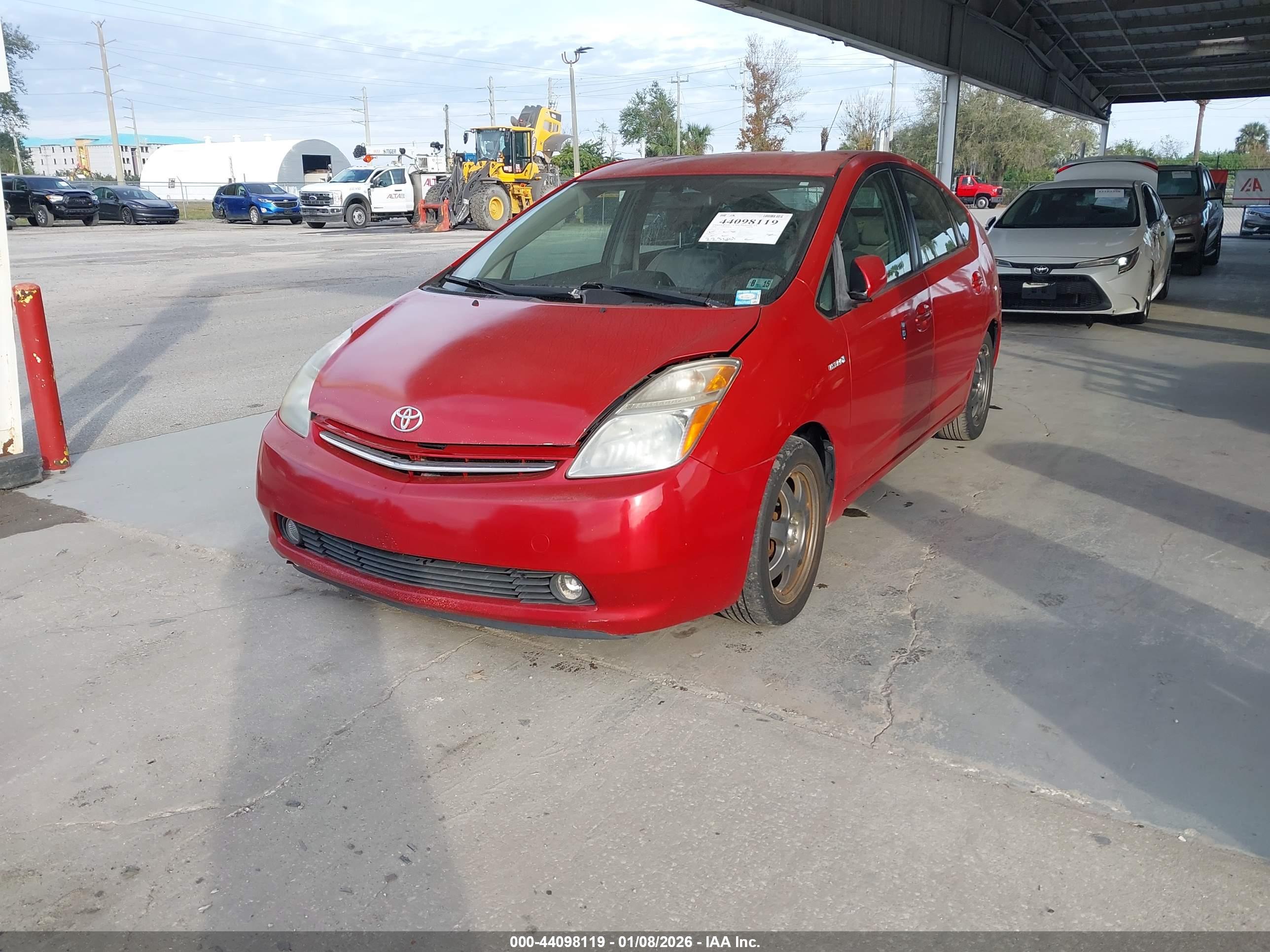 TOYOTA PRIUS image 6