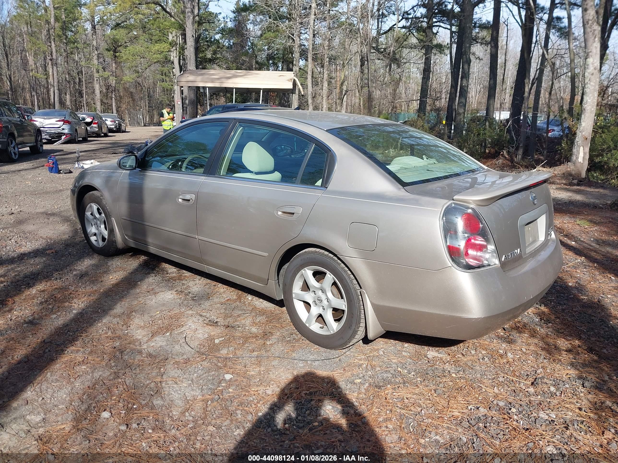 NISSAN ALTIMA image 3