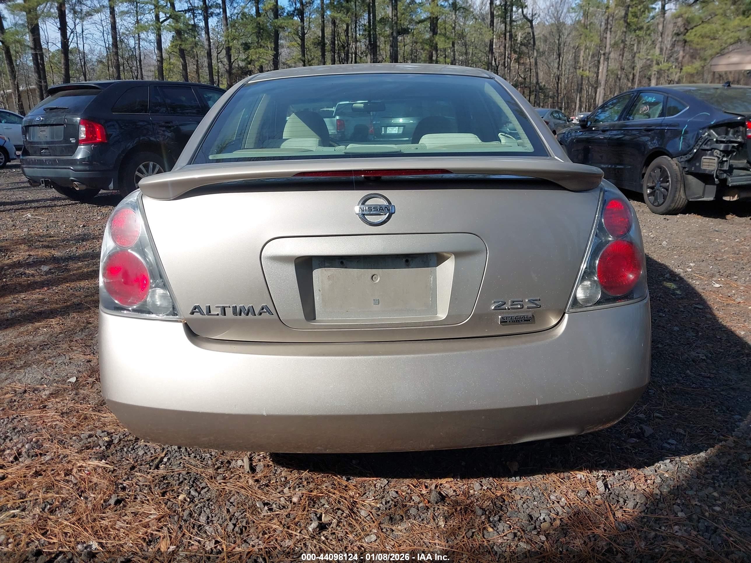 NISSAN ALTIMA image 6