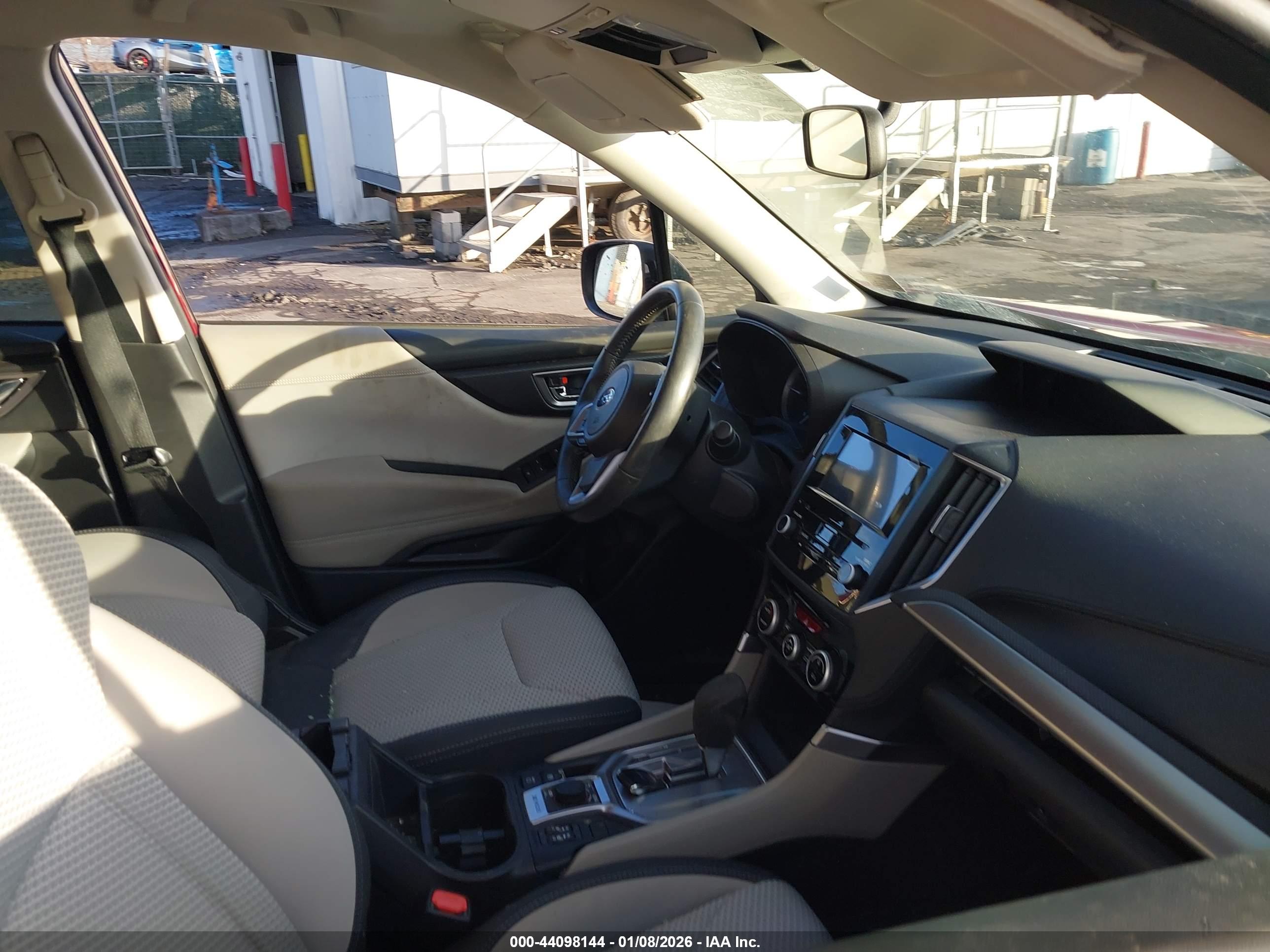 SUBARU FORESTER image 5