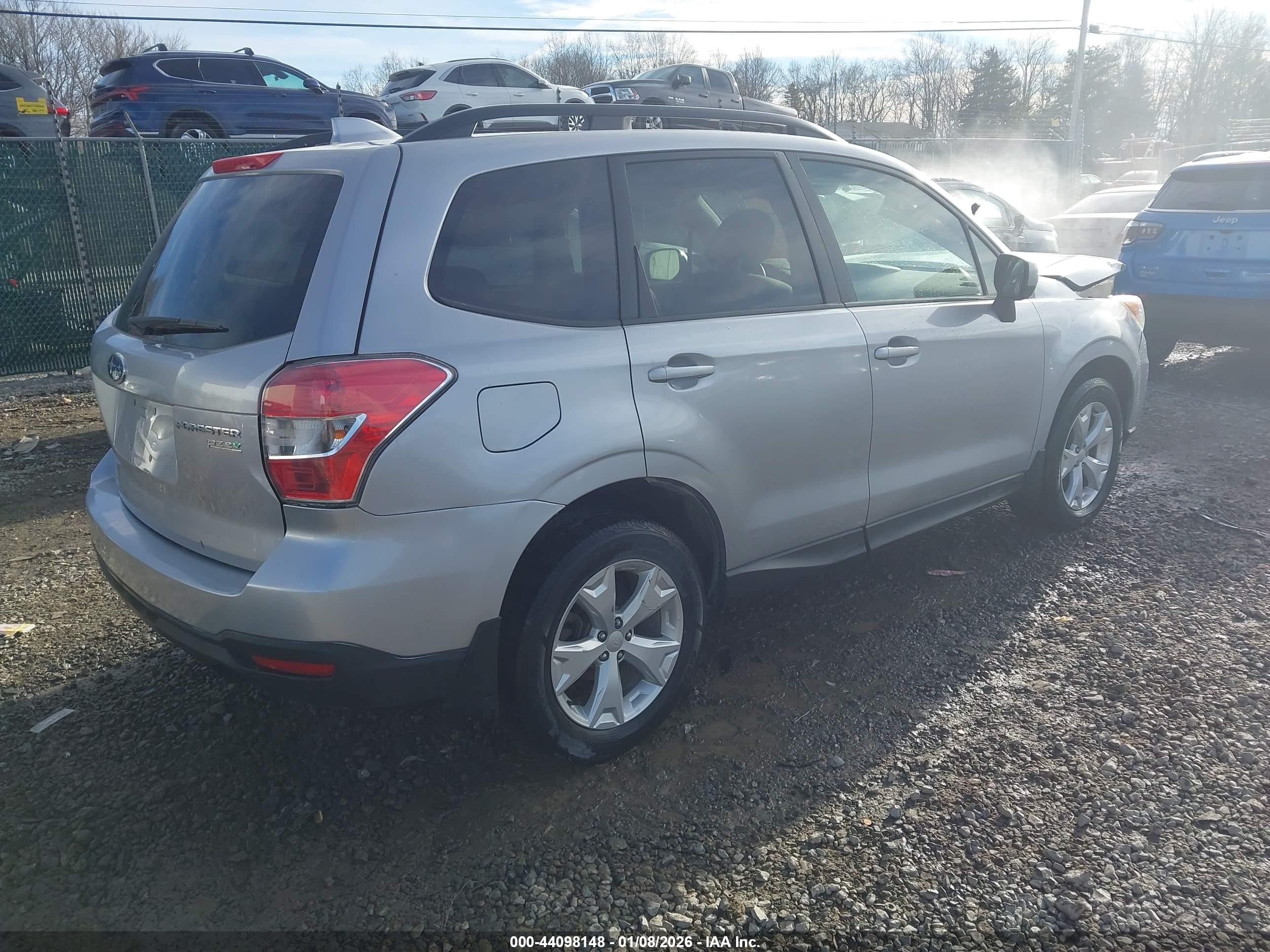 SUBARU FORESTER image 4
