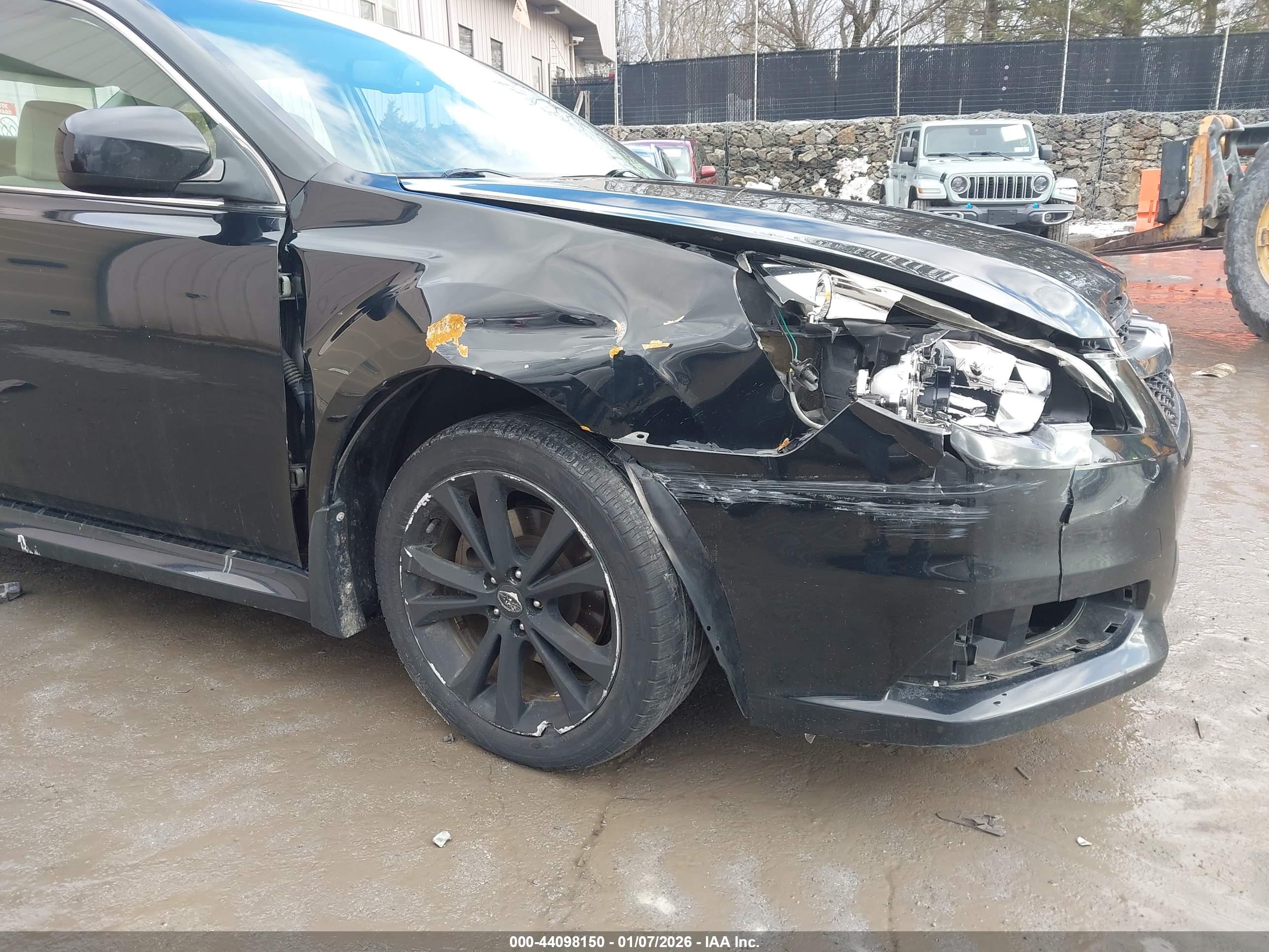 SUBARU LEGACY image 6