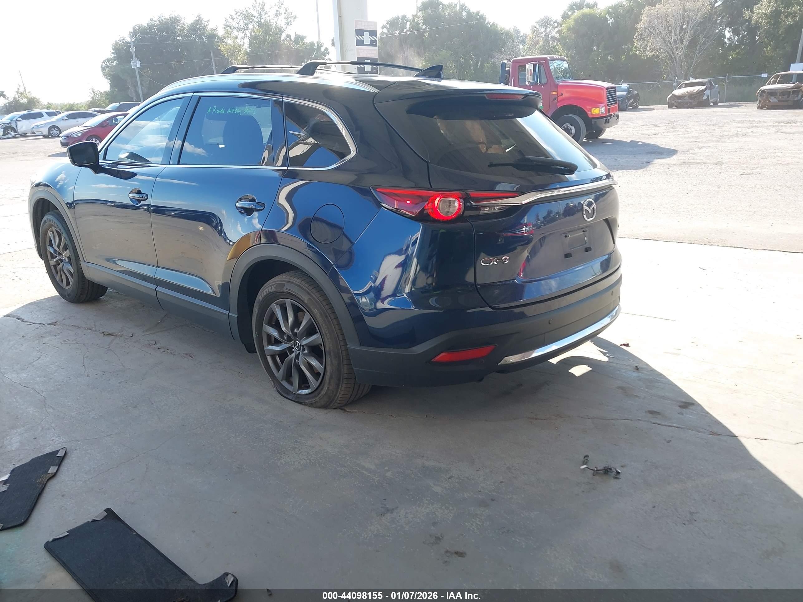 MAZDA CX-9 image 3