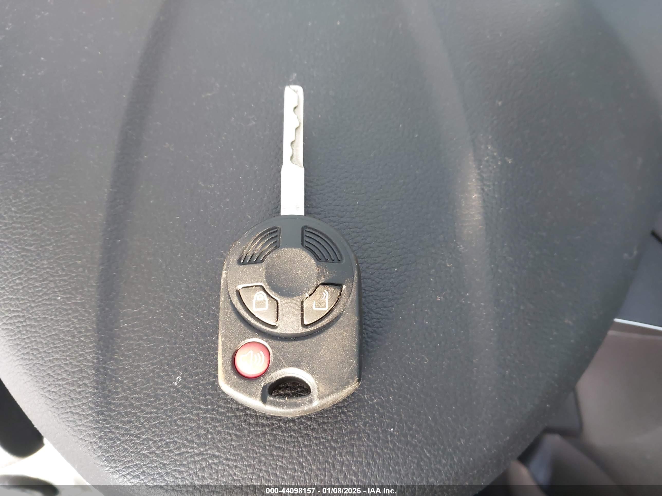 FORD ESCAPE image 11