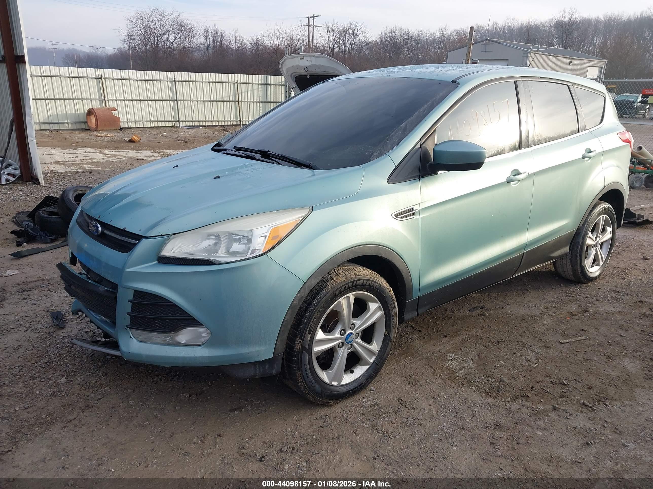 FORD ESCAPE image 2