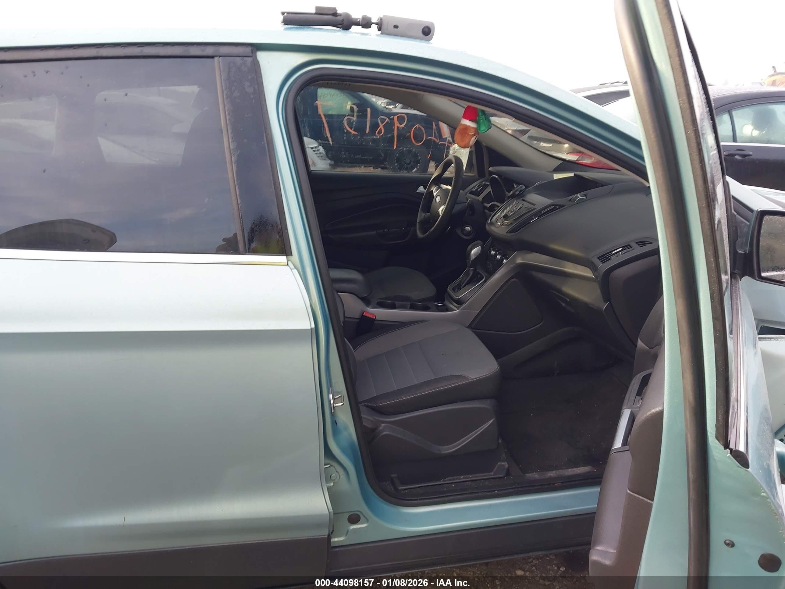 FORD ESCAPE image 5
