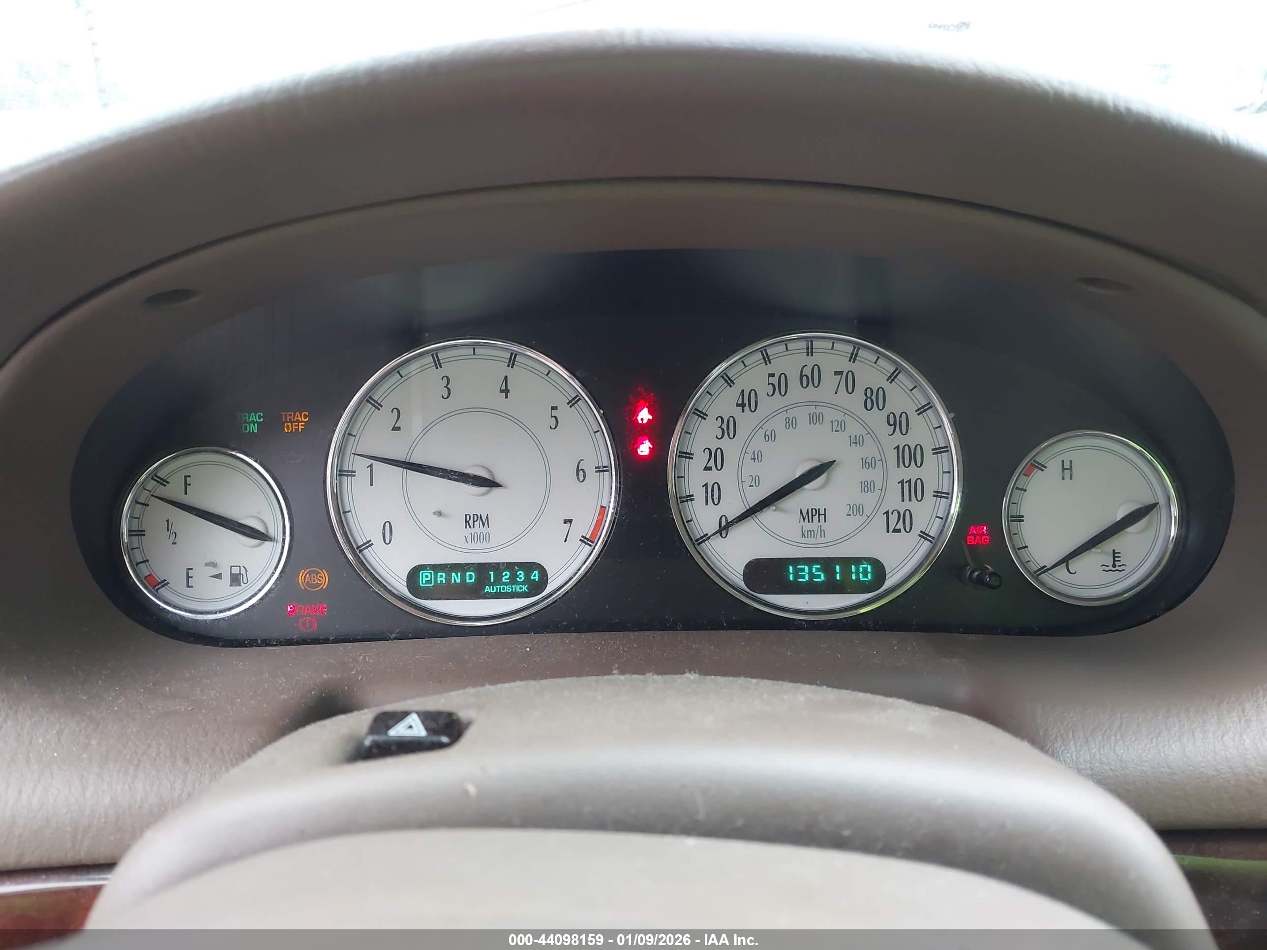 CHRYSLER 300M image 7