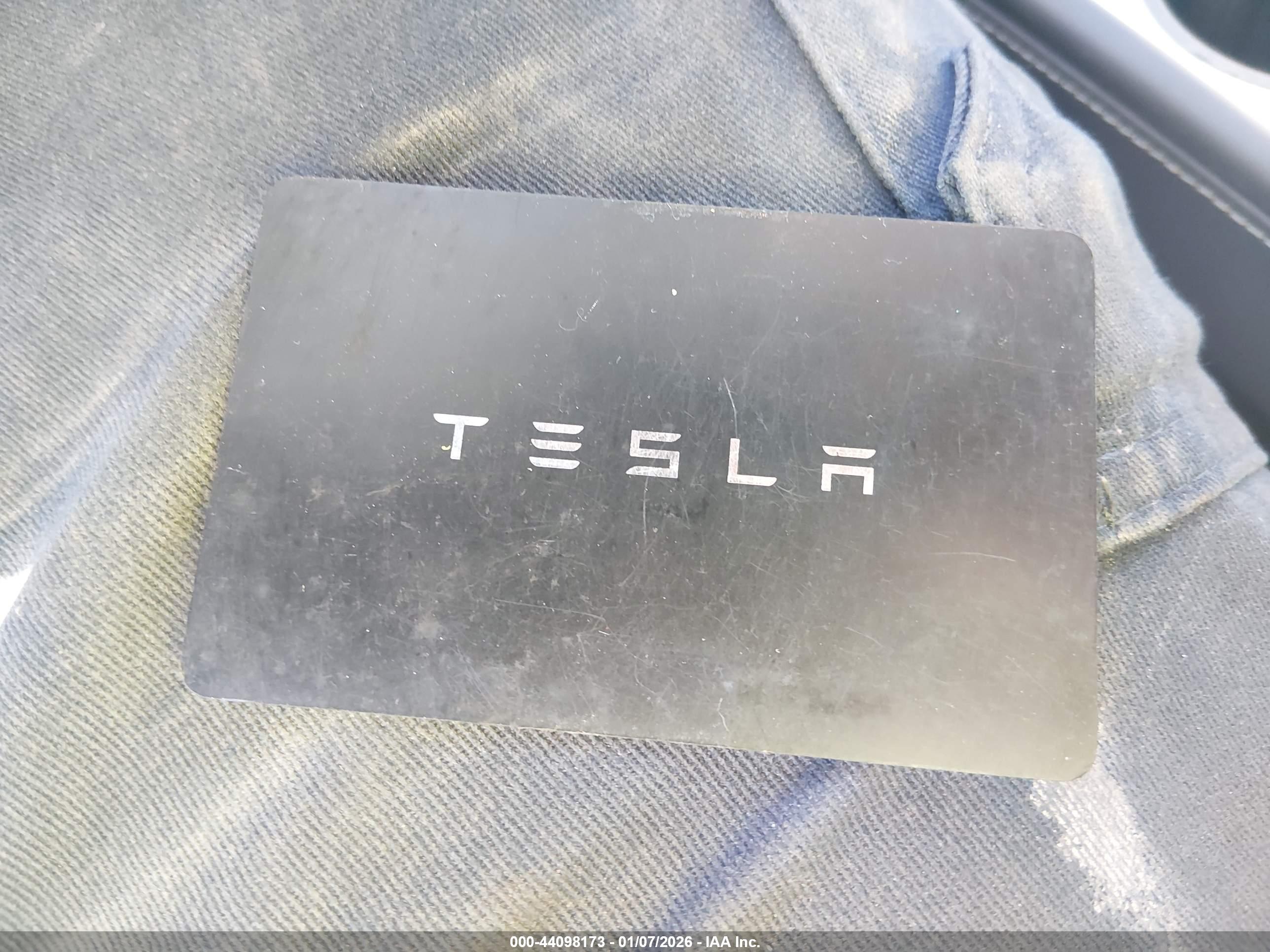 TESLA MODEL image 11