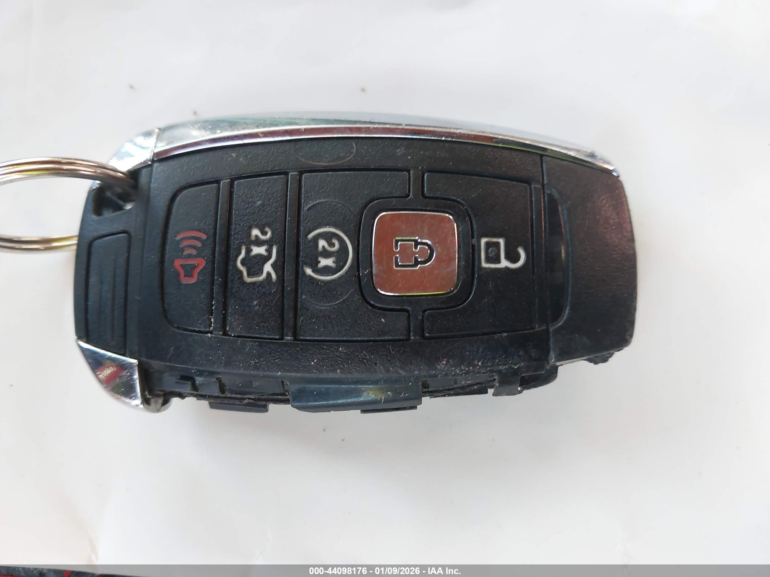 LINCOLN MKC image 11