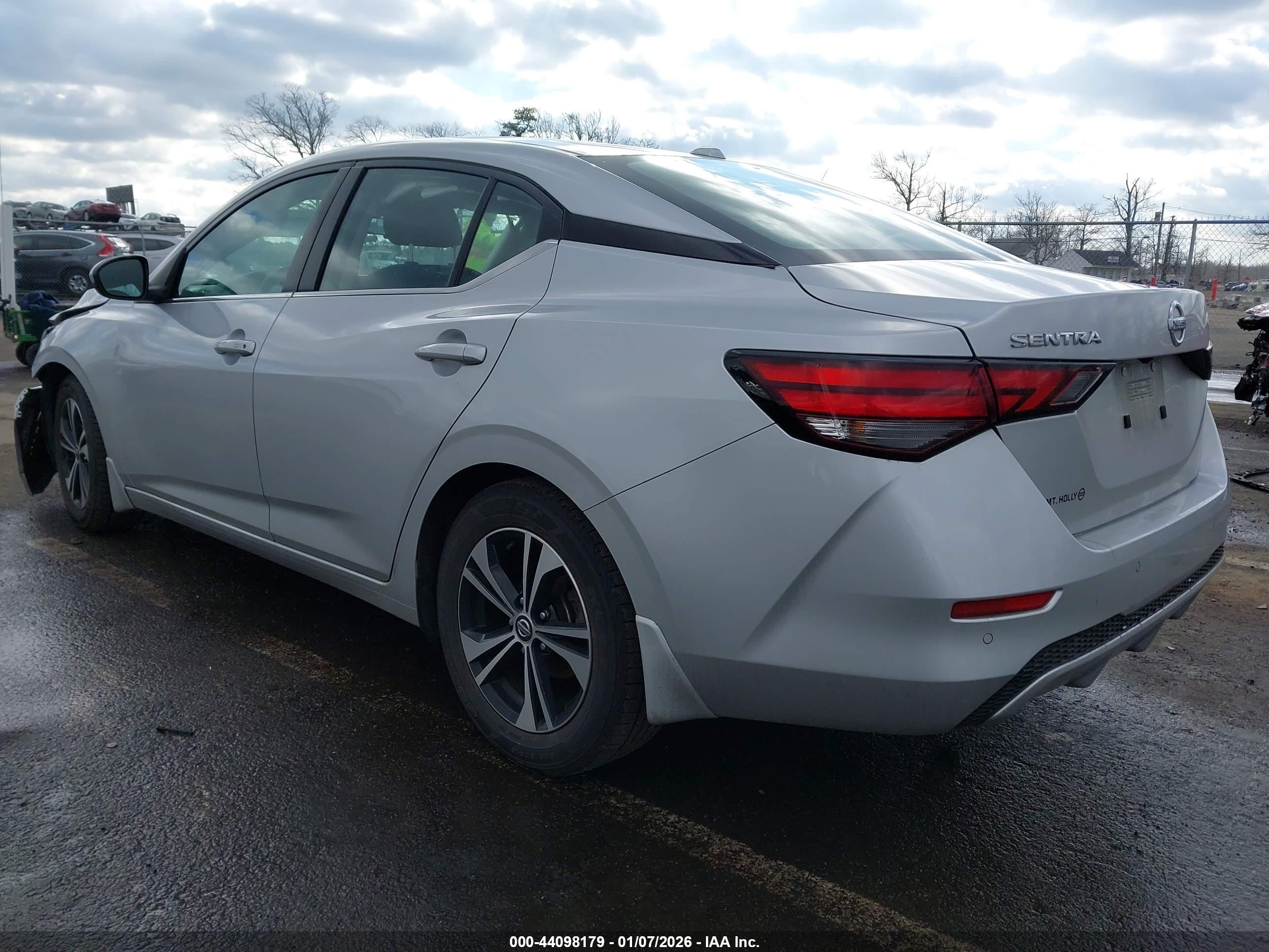 NISSAN SENTRA image 3