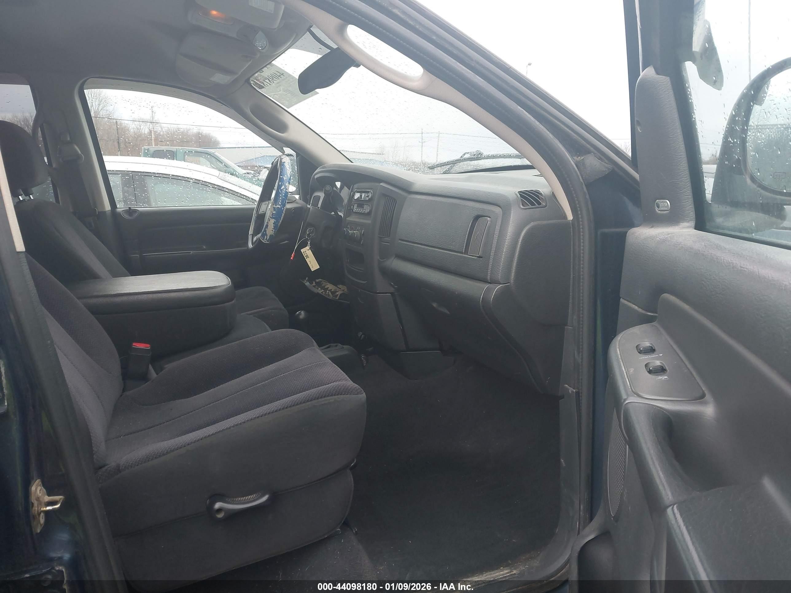 DODGE RAM image 5