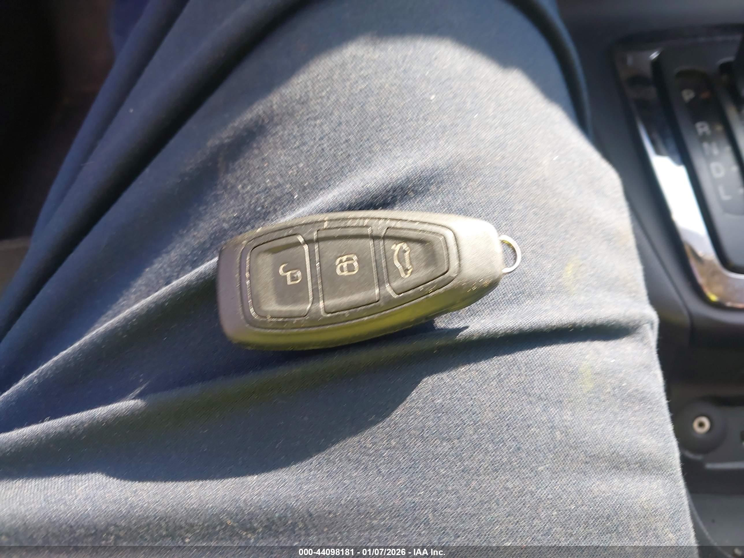 FORD FIESTA image 11