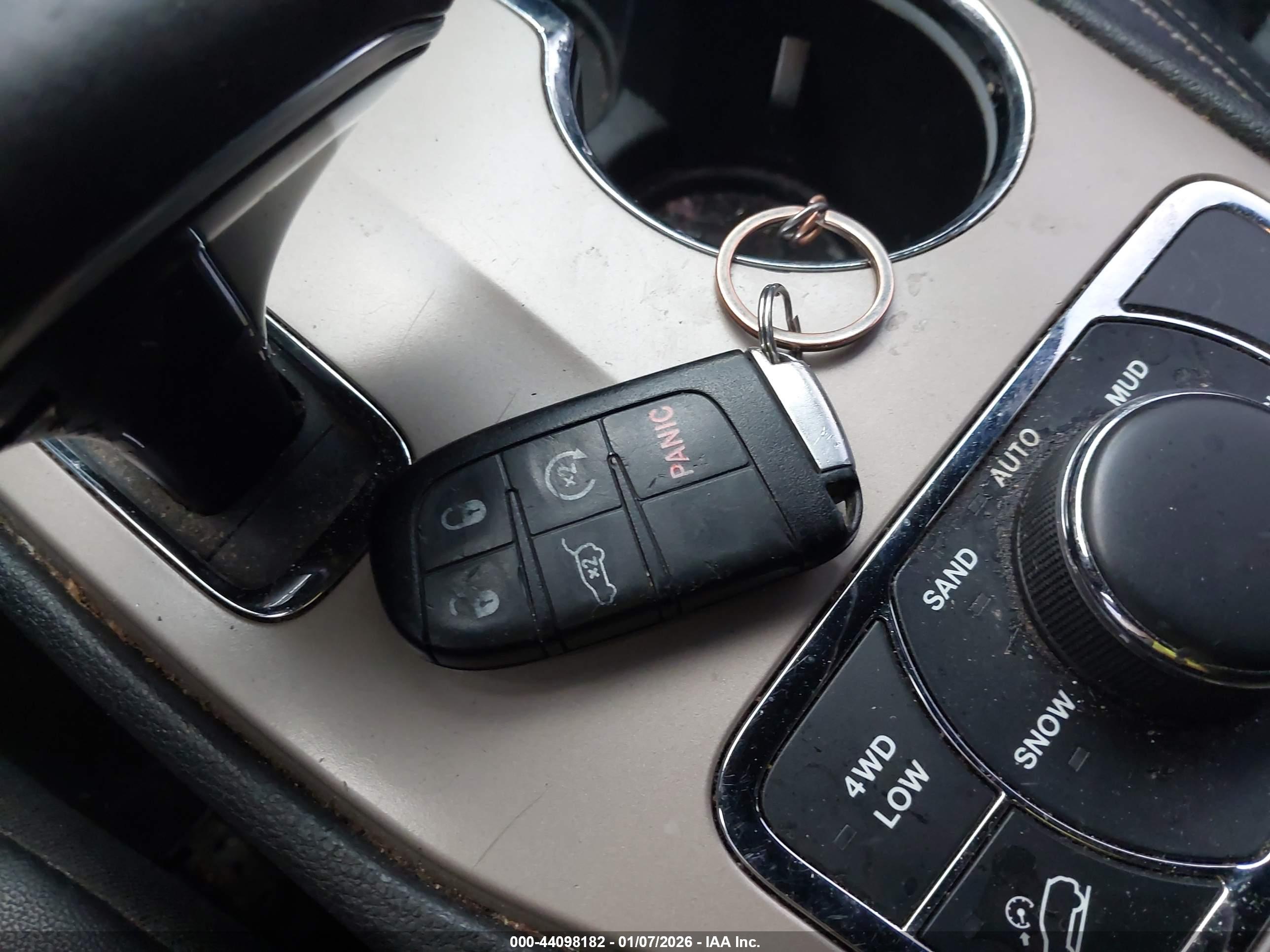 JEEP GRAND image 11