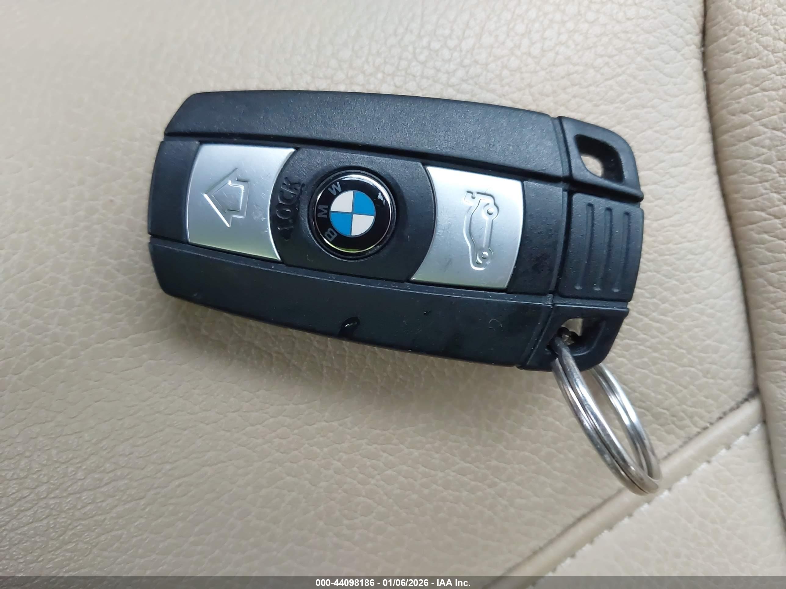 BMW X1 image 11