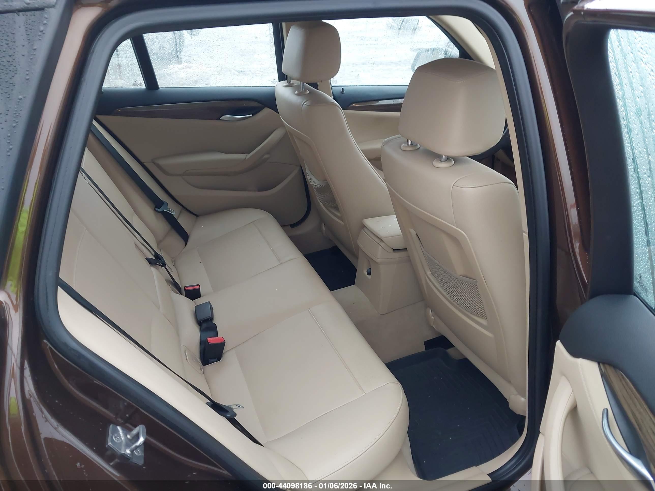 BMW X1 image 8