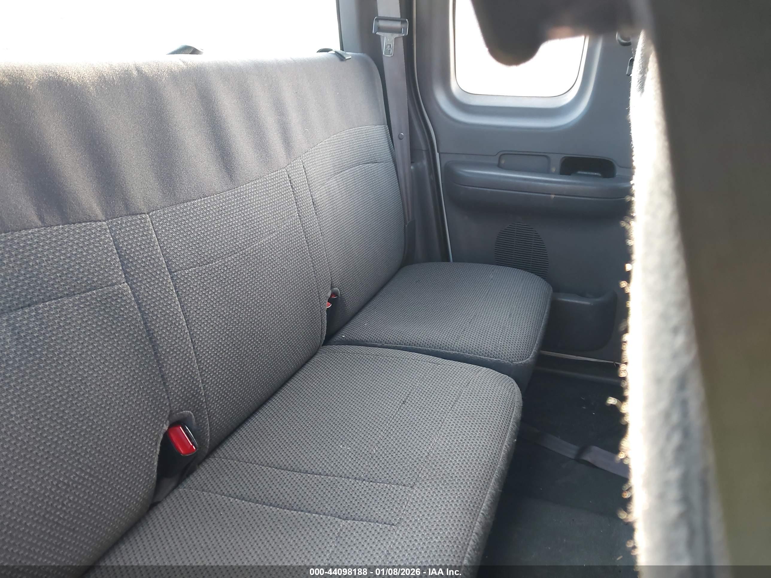 FORD F-150 image 8