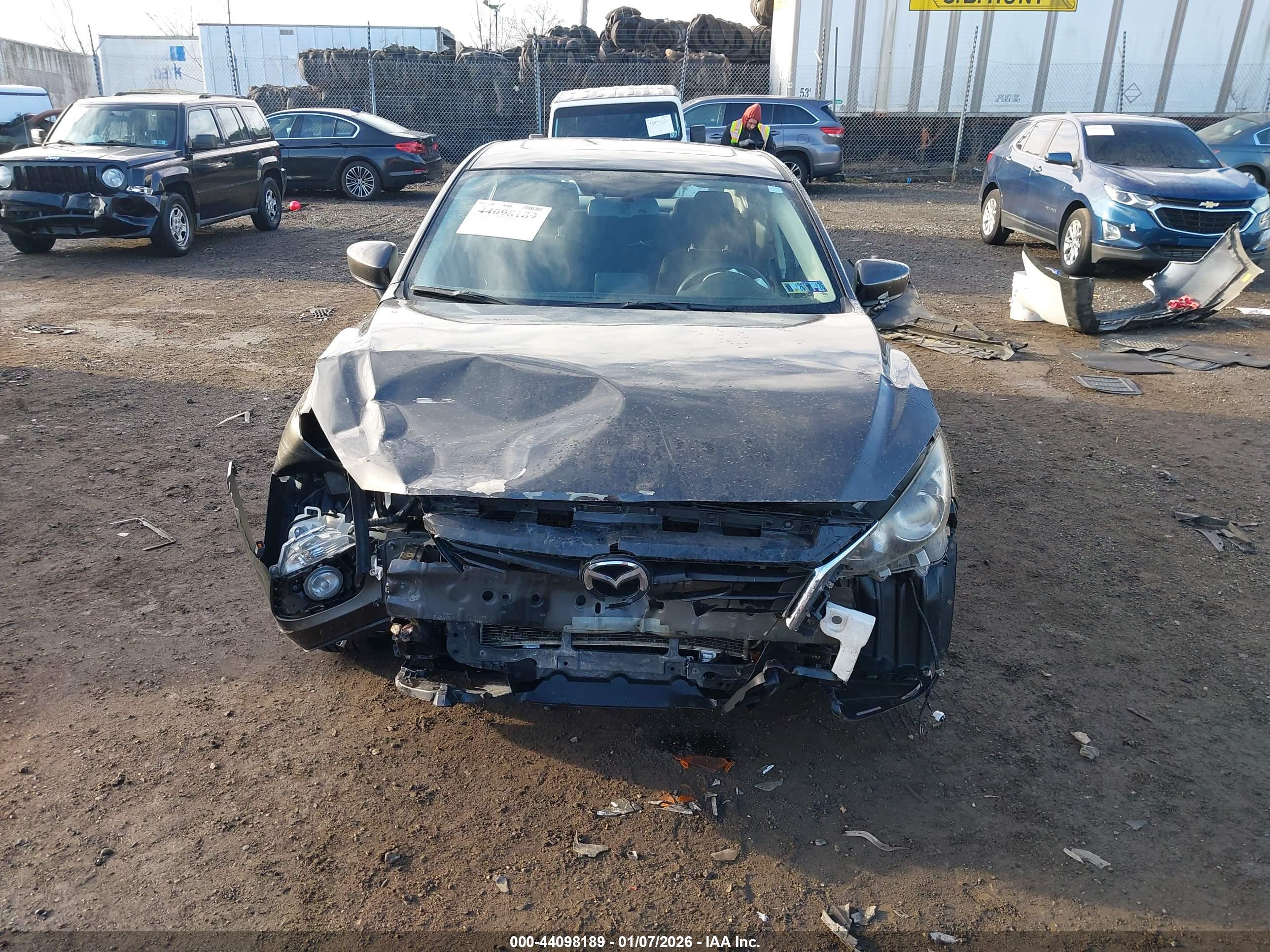MAZDA MAZDA3 image 6