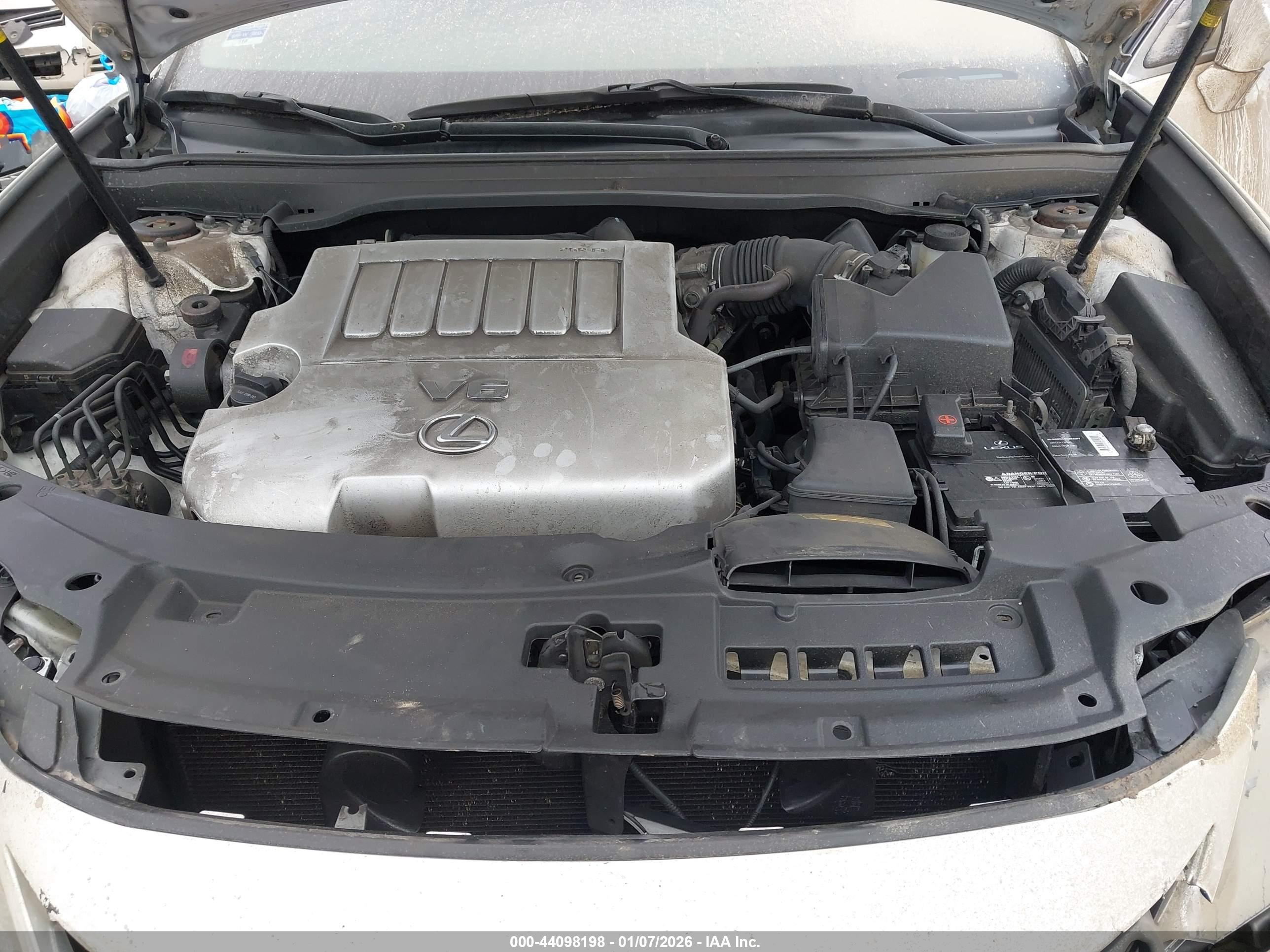 LEXUS ES image 10