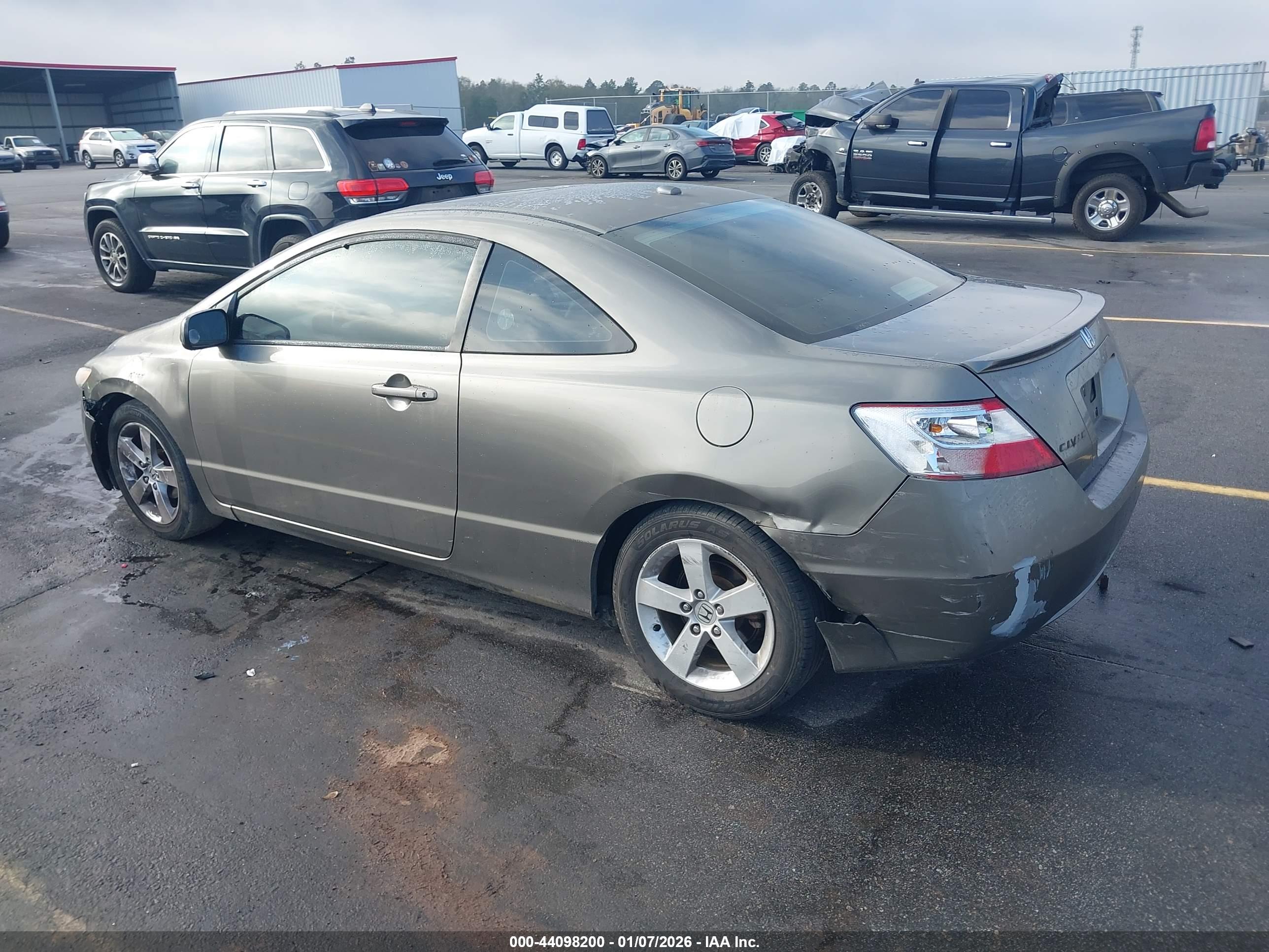 HONDA CIVIC image 3