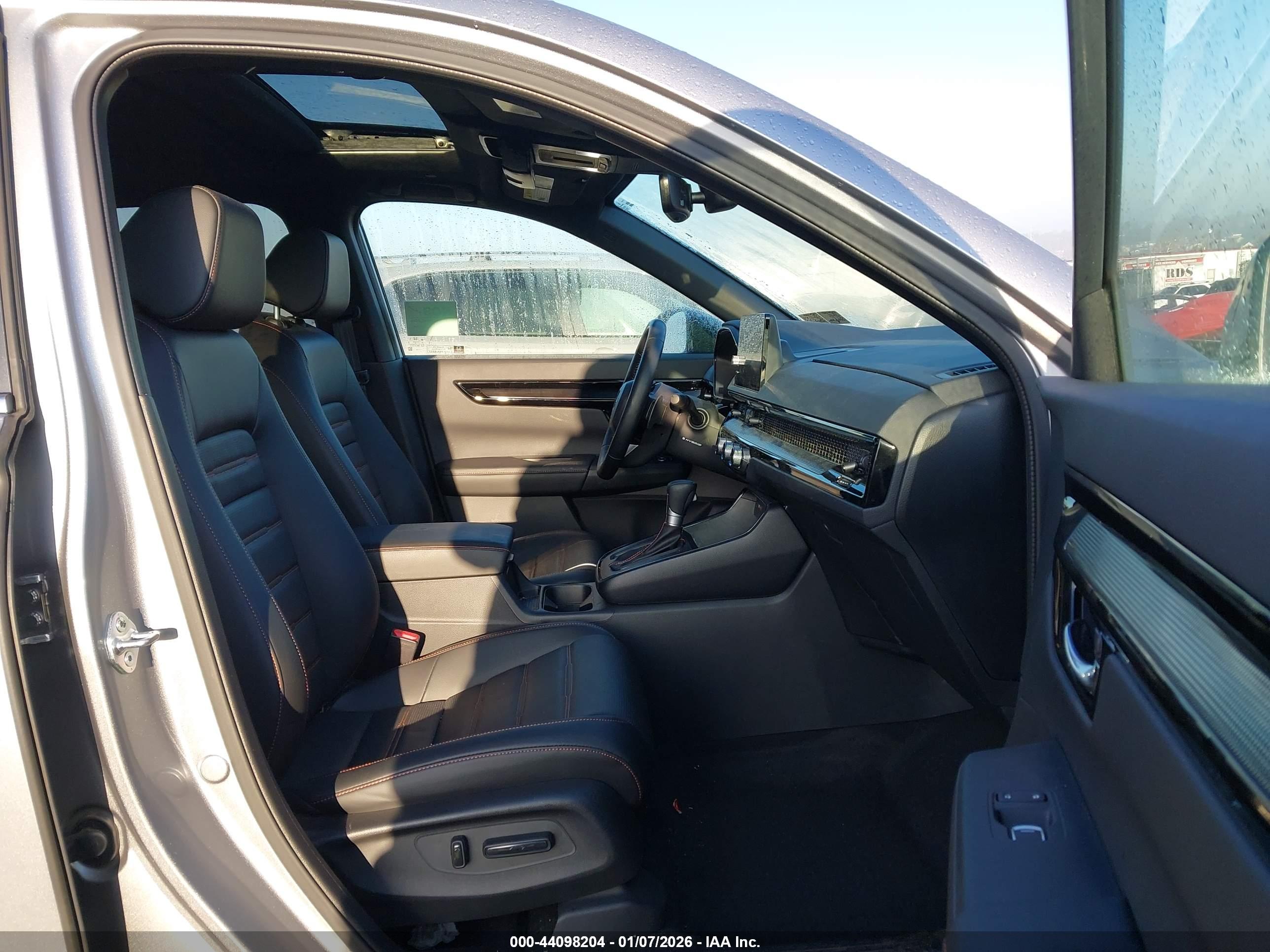 HONDA CR-V image 5
