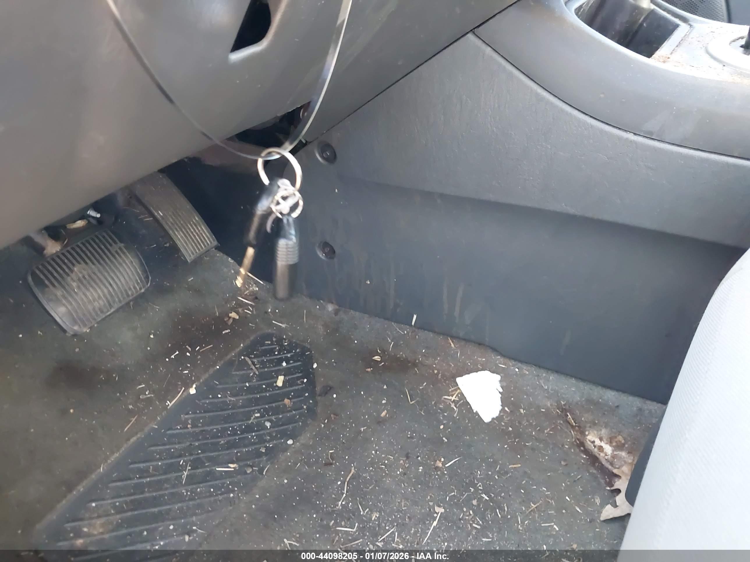 FORD ESCAPE image 11