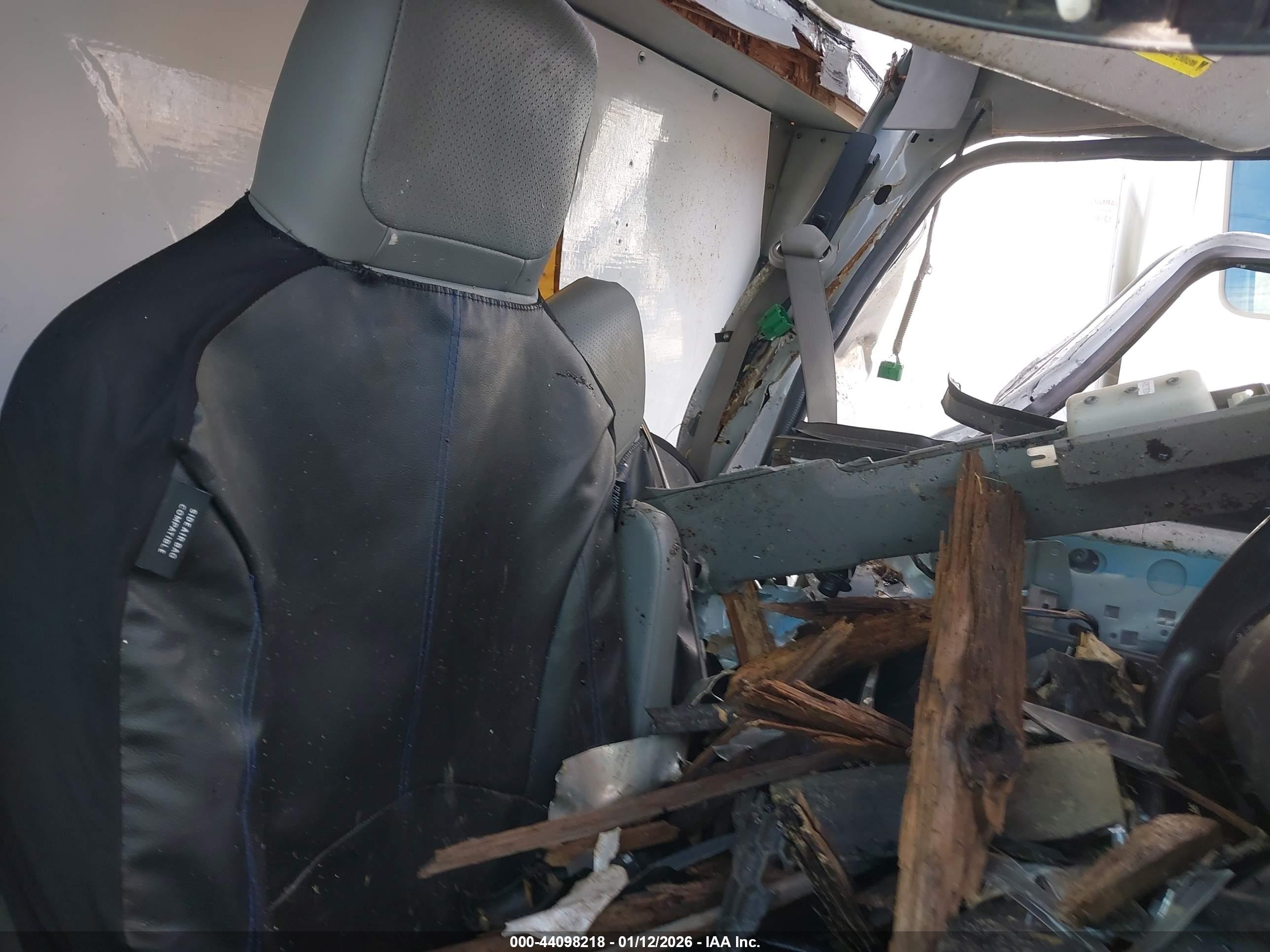 FORD E-350 image 7